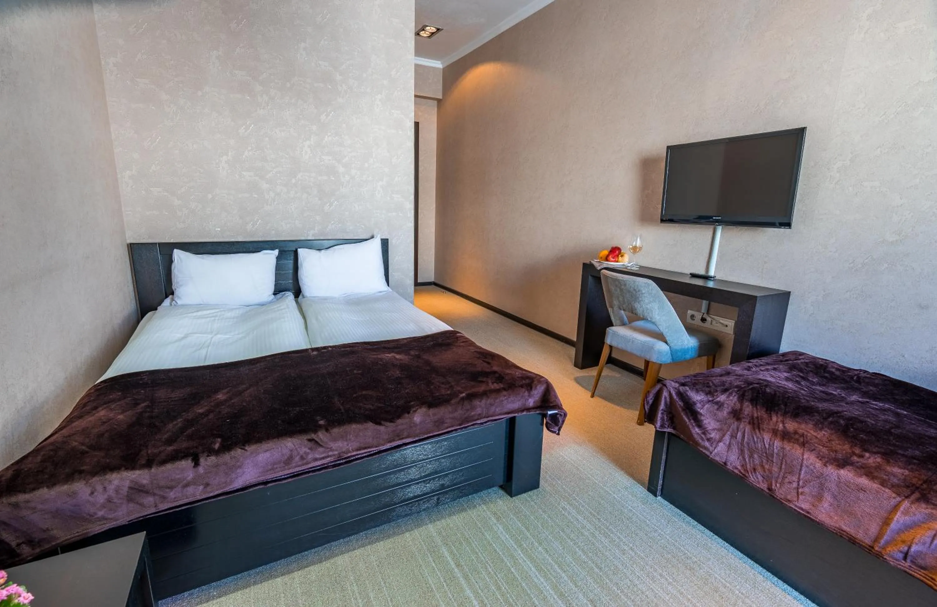 Bed in Hotel GoodAura