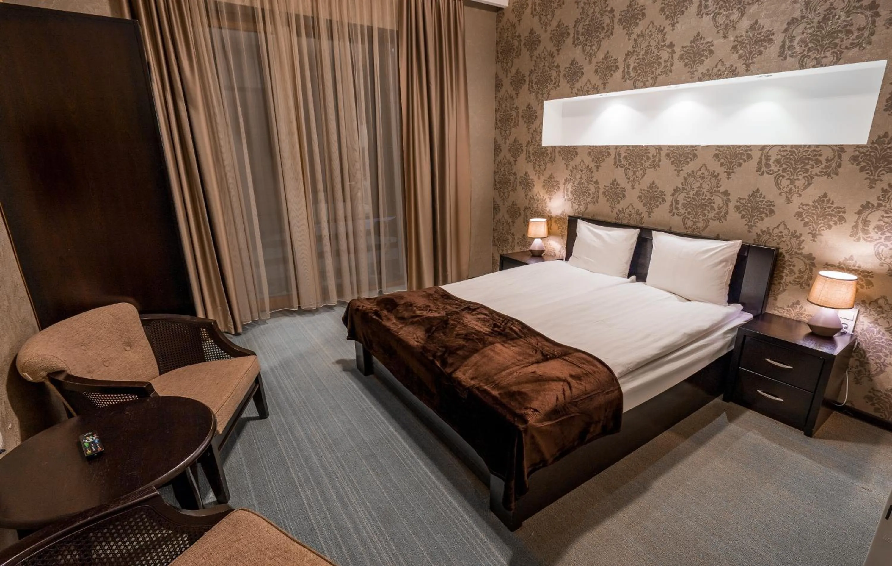 Photo of the whole room, Bed in Hotel GoodAura