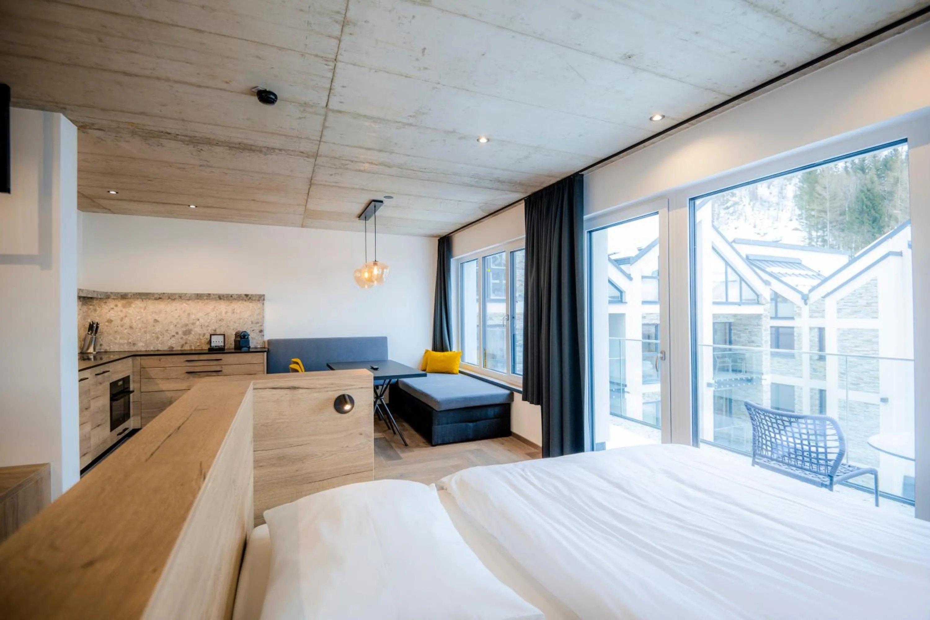 Photo of the whole room, Bed in Bergparadies - inklusive Eintritt in die Alpentherme
