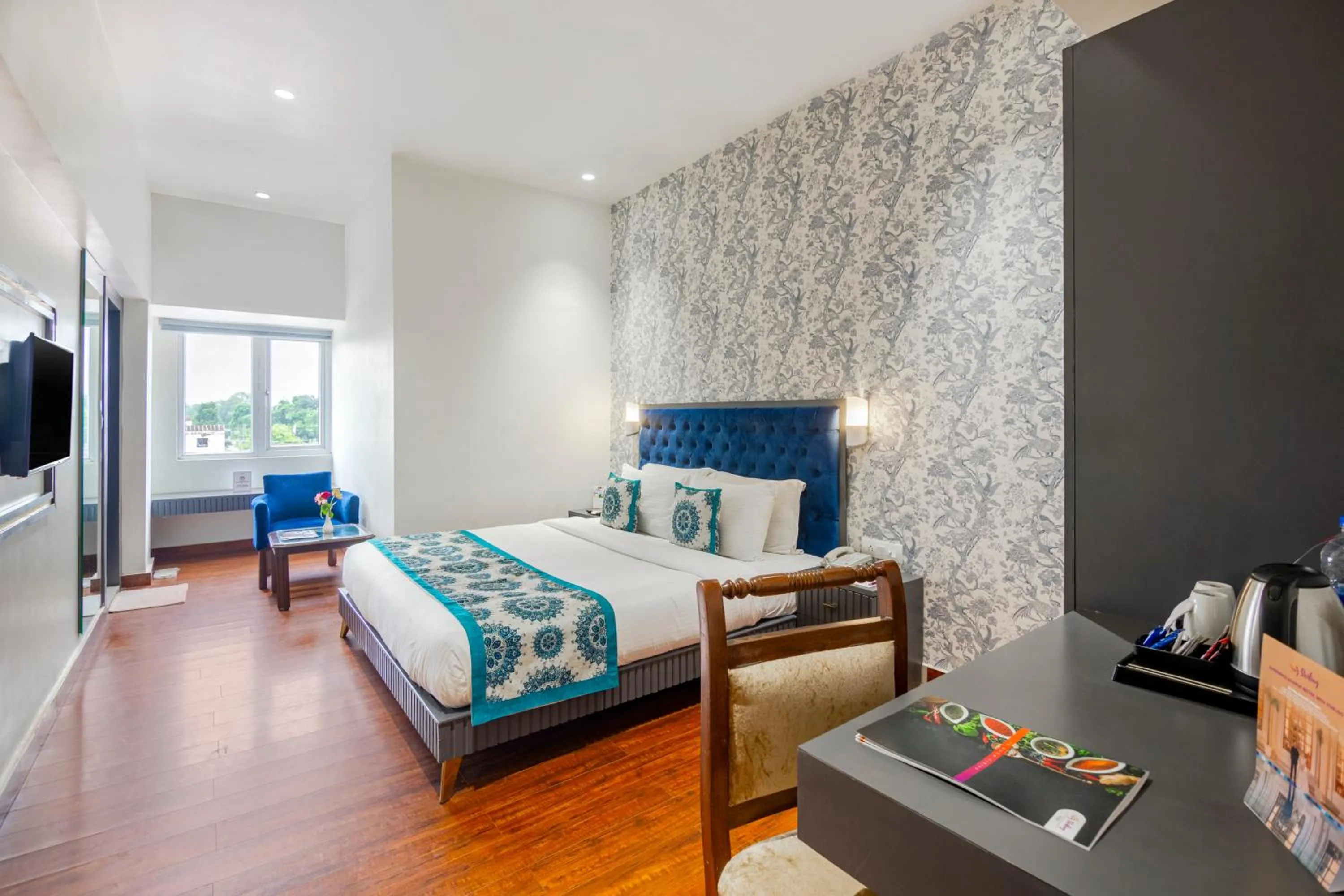 Photo of the whole room, Bed in Morpho Bokaro