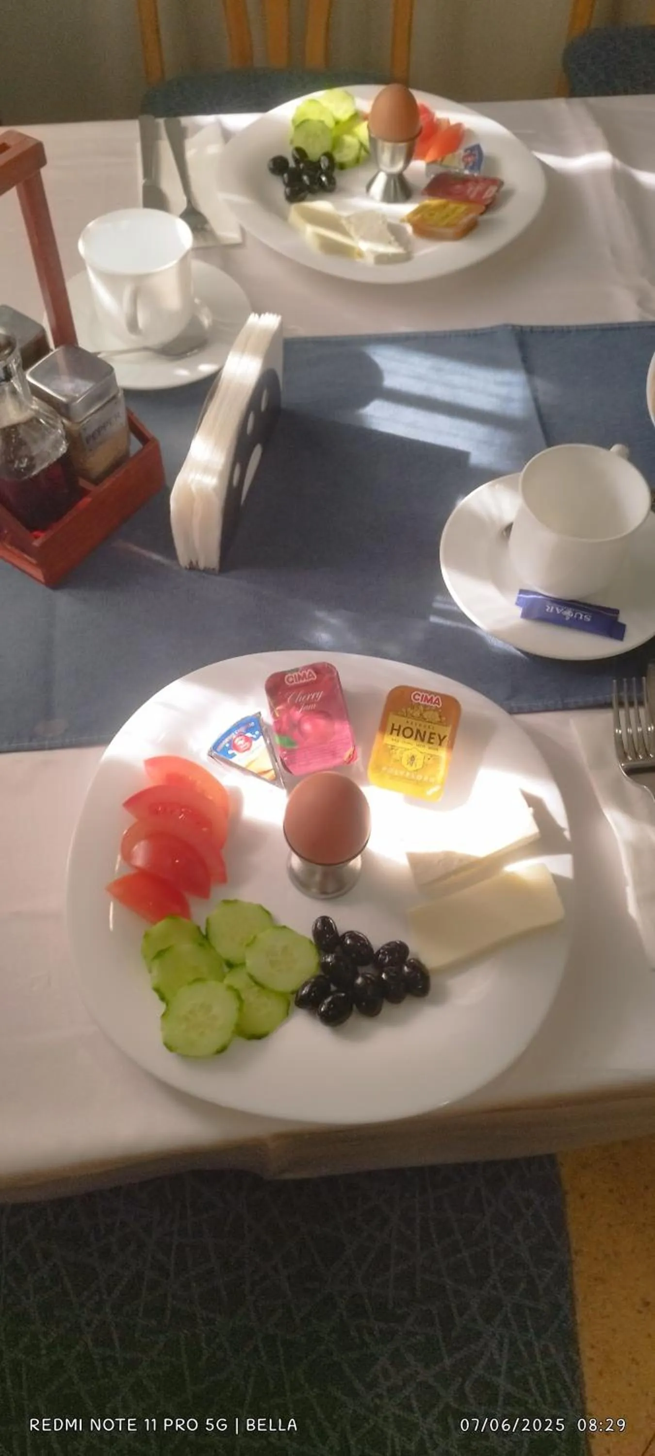 Breakfast in Hotel Mehdjarel