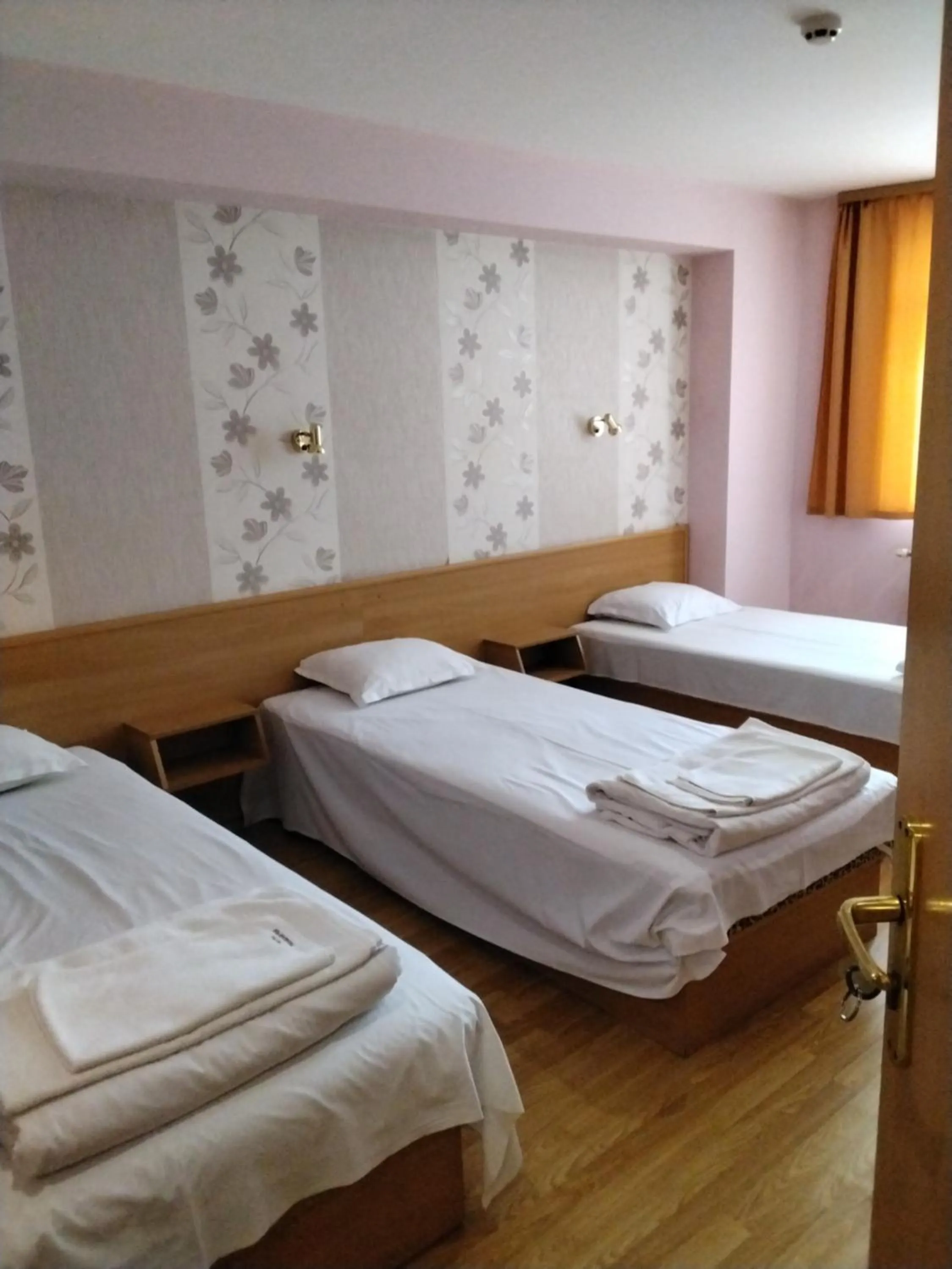 Bed in Hotel Mehdjarel