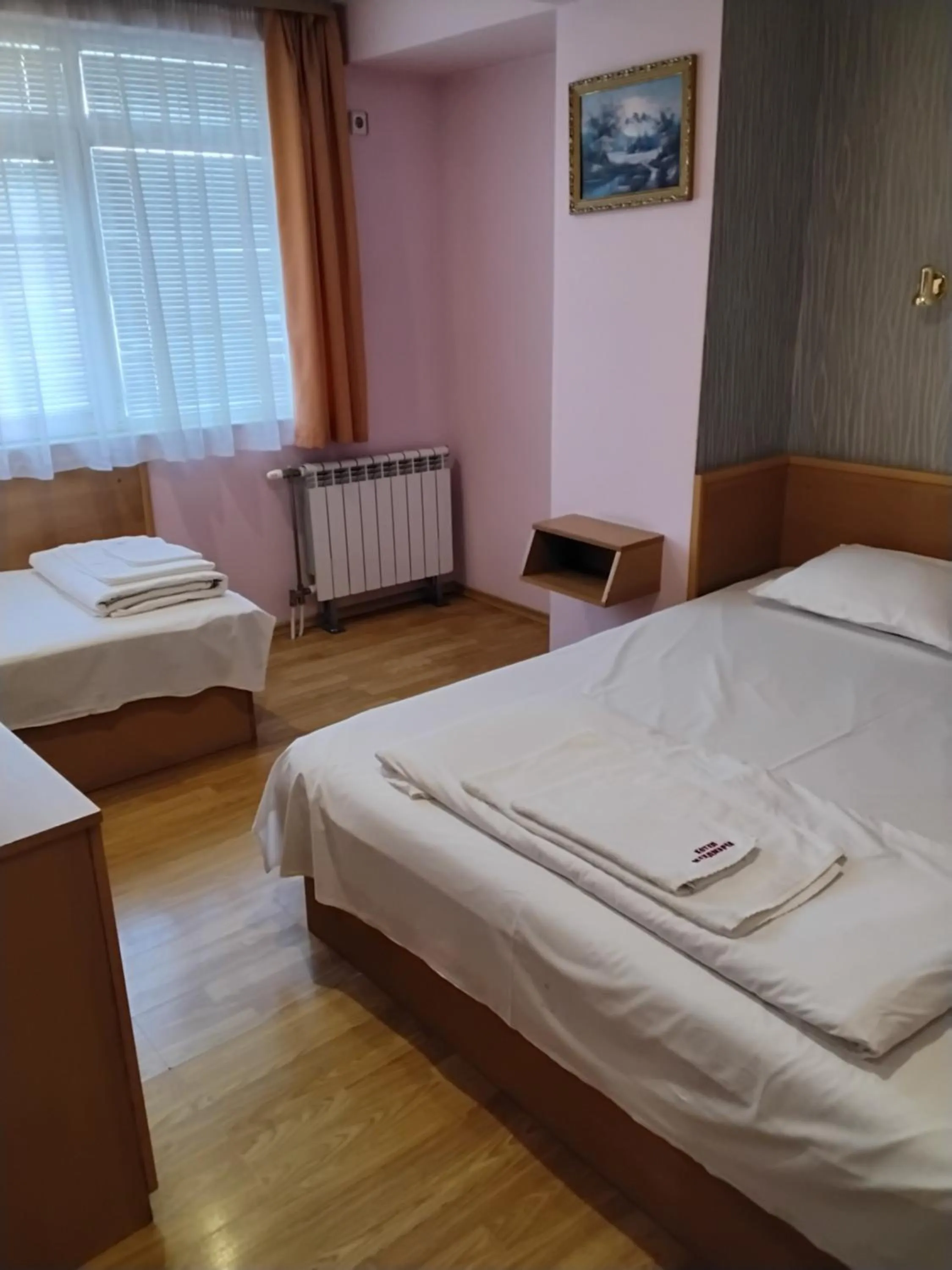 Bed in Hotel Mehdjarel