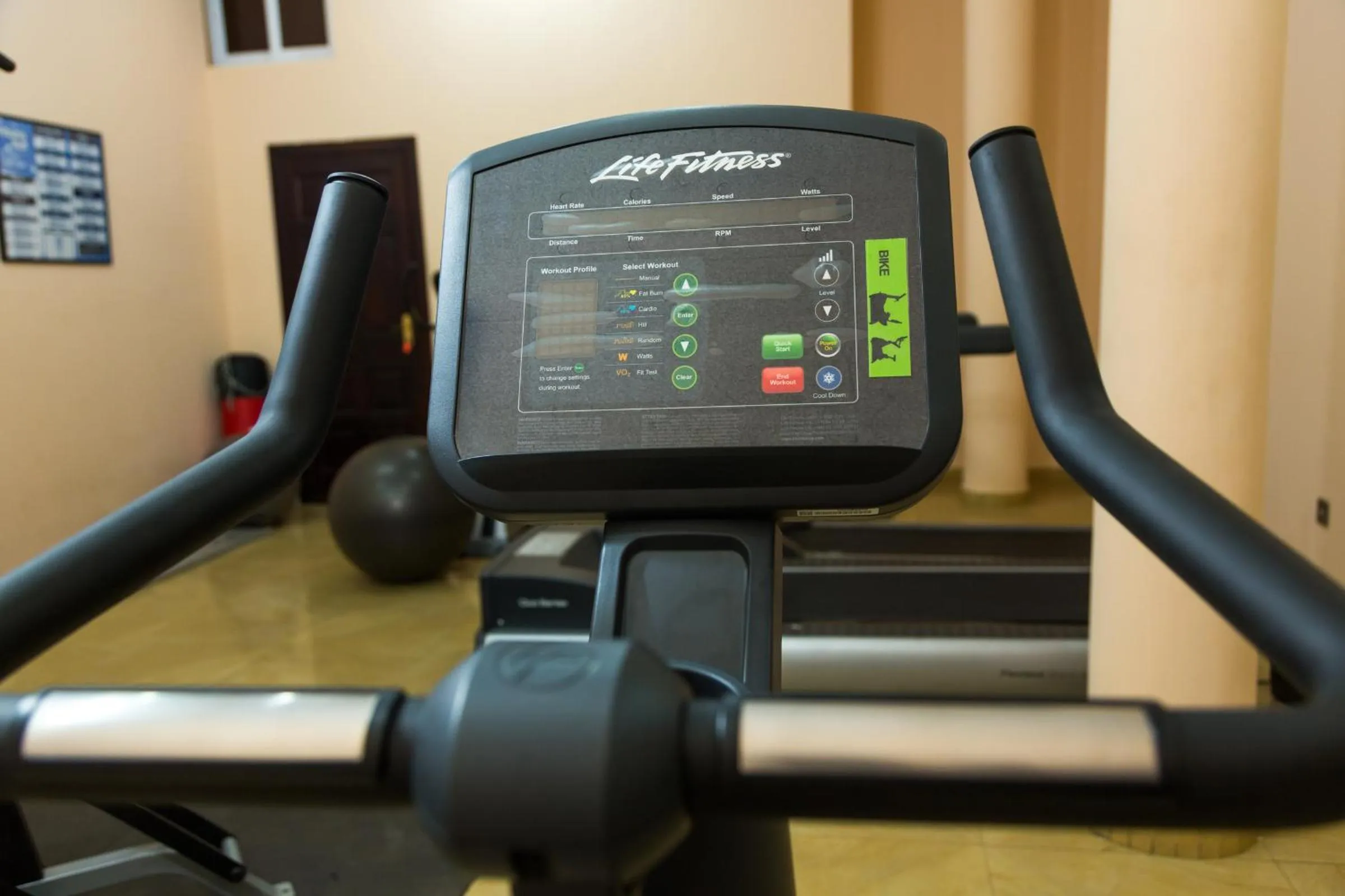 Fitness centre/facilities in Midindi Hotel