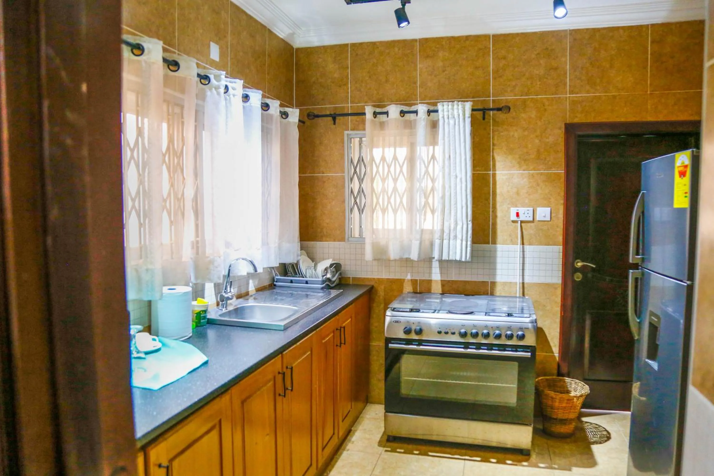 Kitchen or kitchenette in Midindi Hotel
