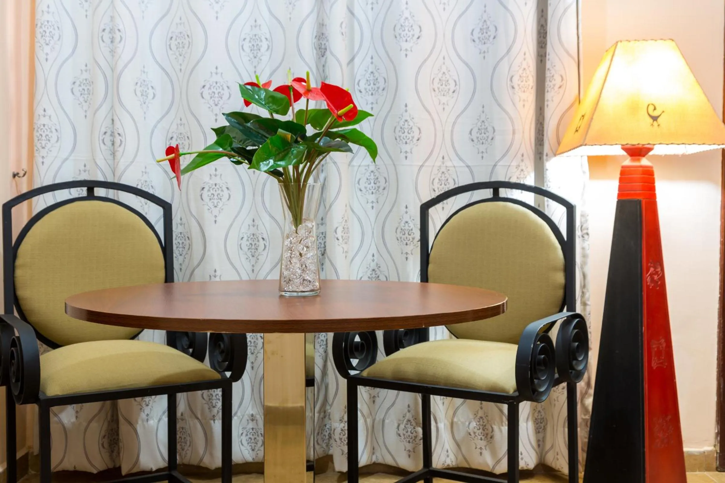 Seating area in Midindi Hotel