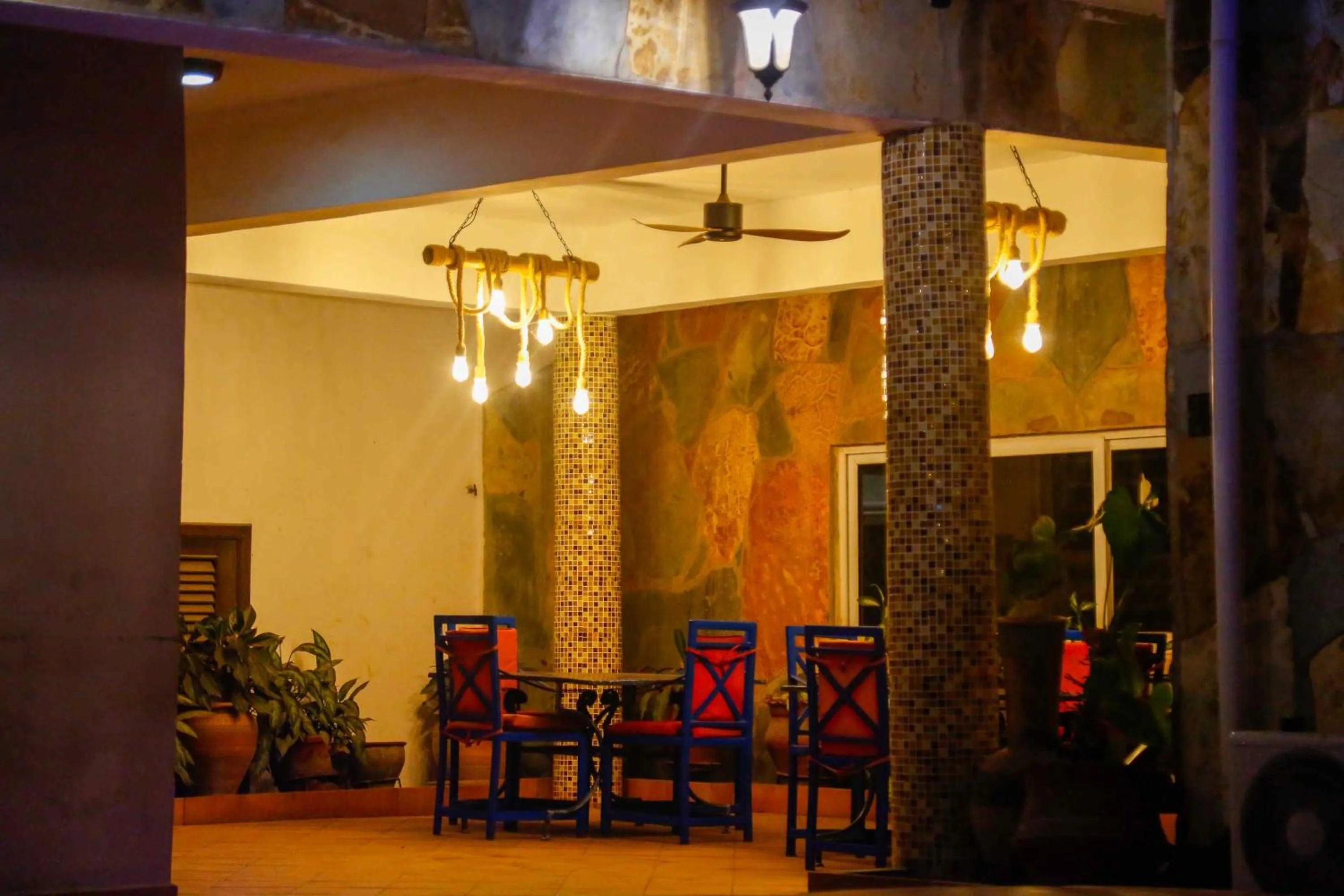 Seating area in Midindi Hotel