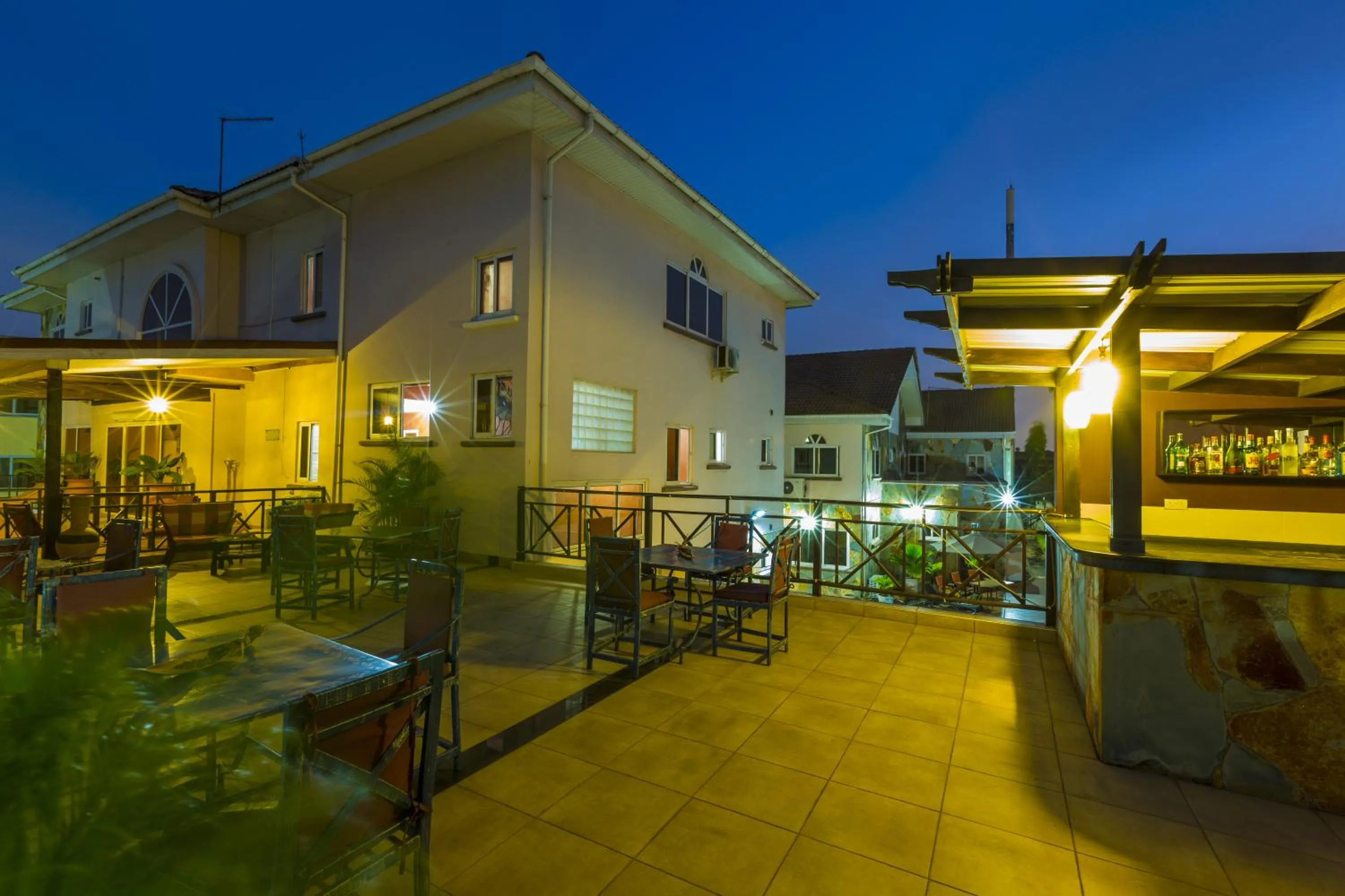 Lounge or bar in Midindi Hotel