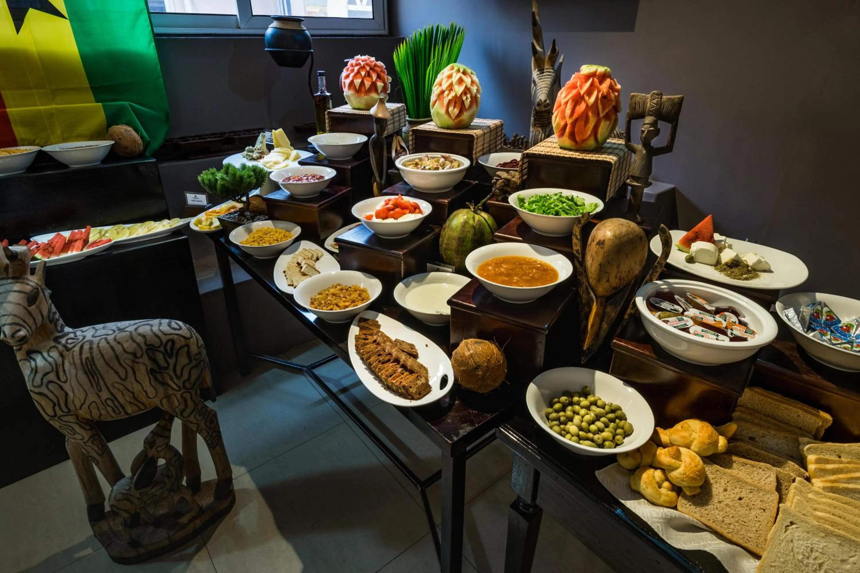 Food in Midindi Hotel