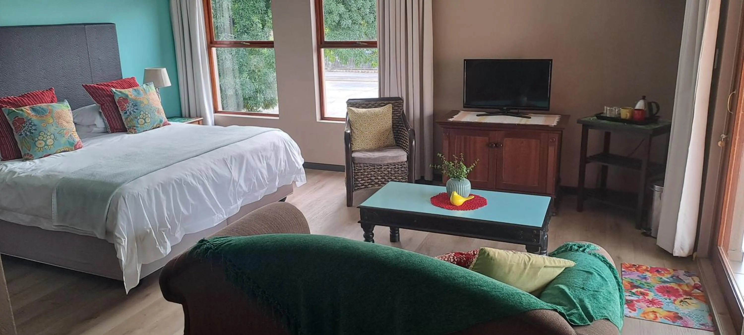 Bed in Karoo Sun Boutique Guest House