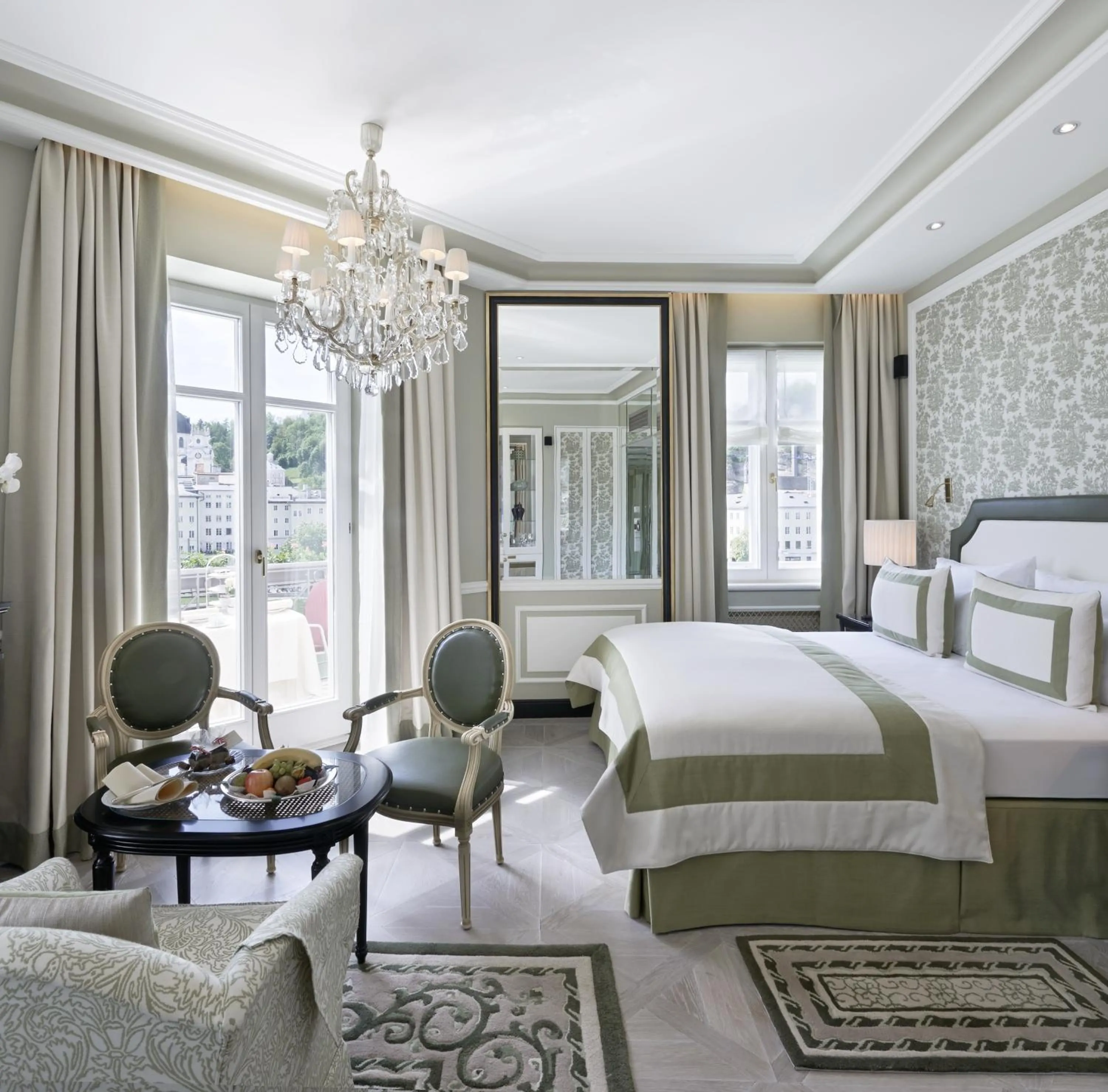 Bed in Hotel Sacher Salzburg