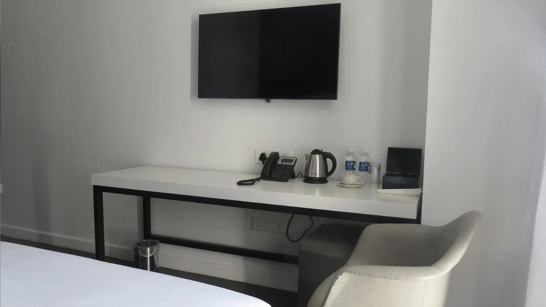 TV and multimedia, Bed in The Urban Hotel Lusaka