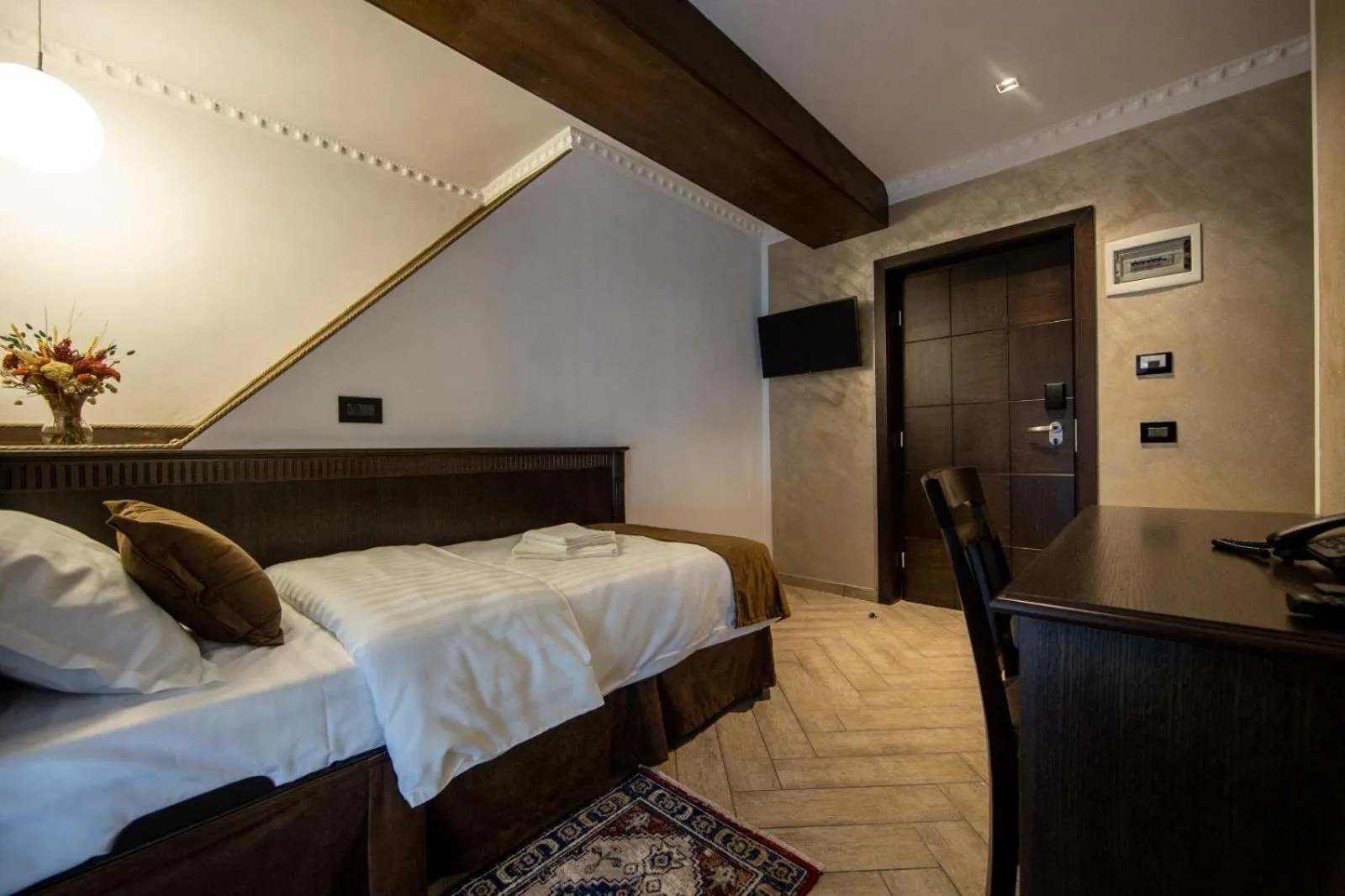 Hanul Tentea-Pasul Gutai