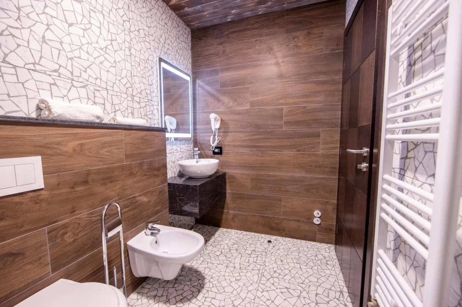 Hanul Tentea-Pasul Gutai