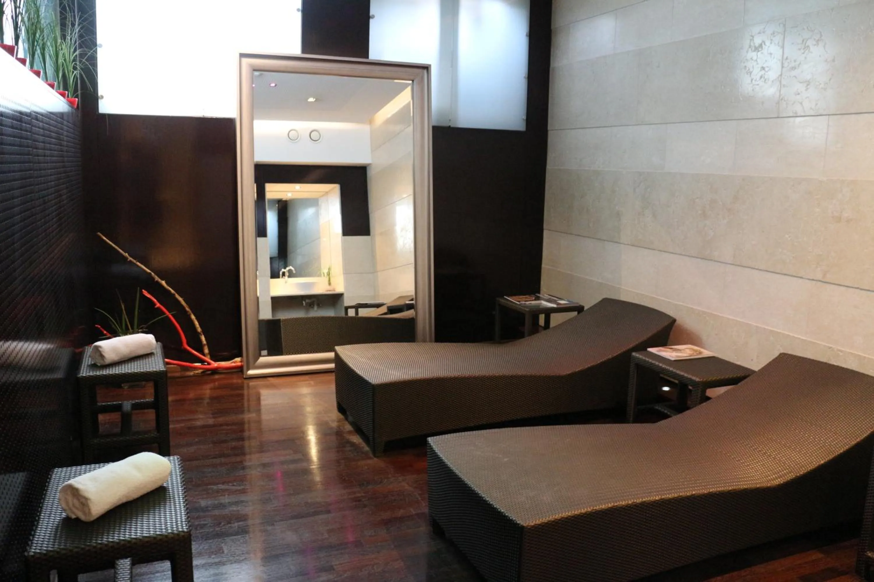 Spa and wellness centre/facilities, Bed in The Levante Parliament A Design Hotel