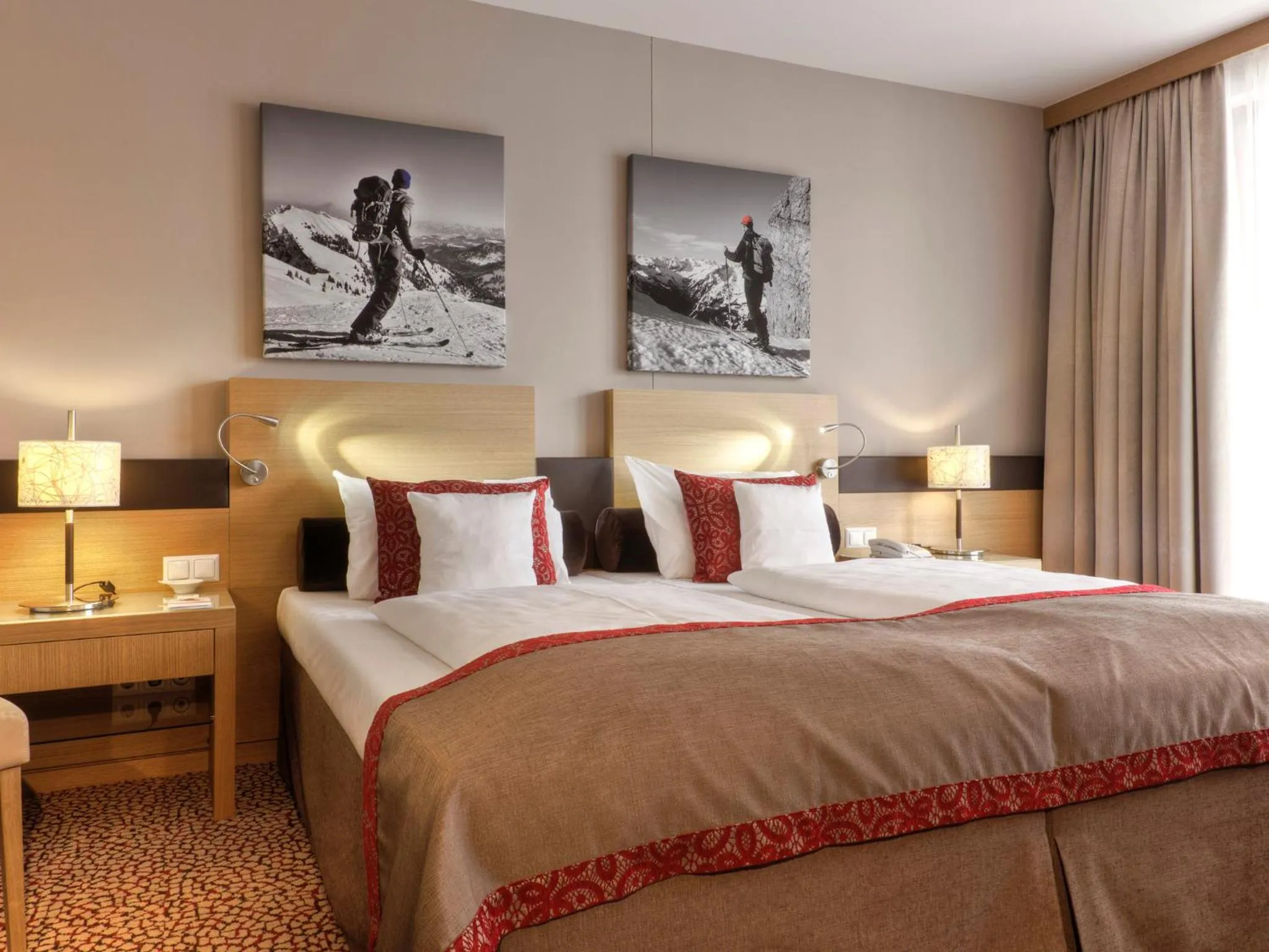 Bed in aja Fürstenhaus am Achensee