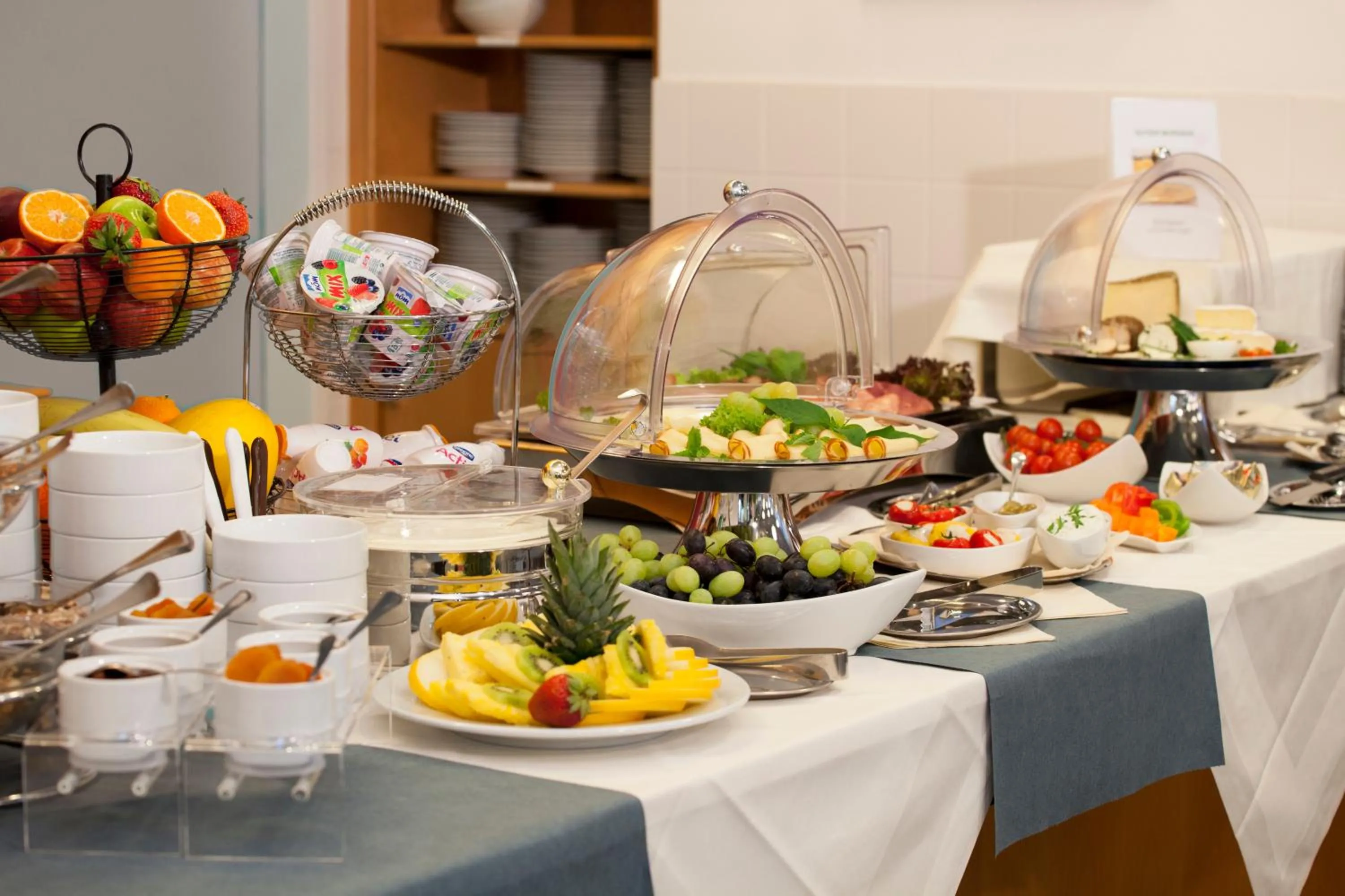 Buffet breakfast in Am Spiegeln dialog.hotel.wien