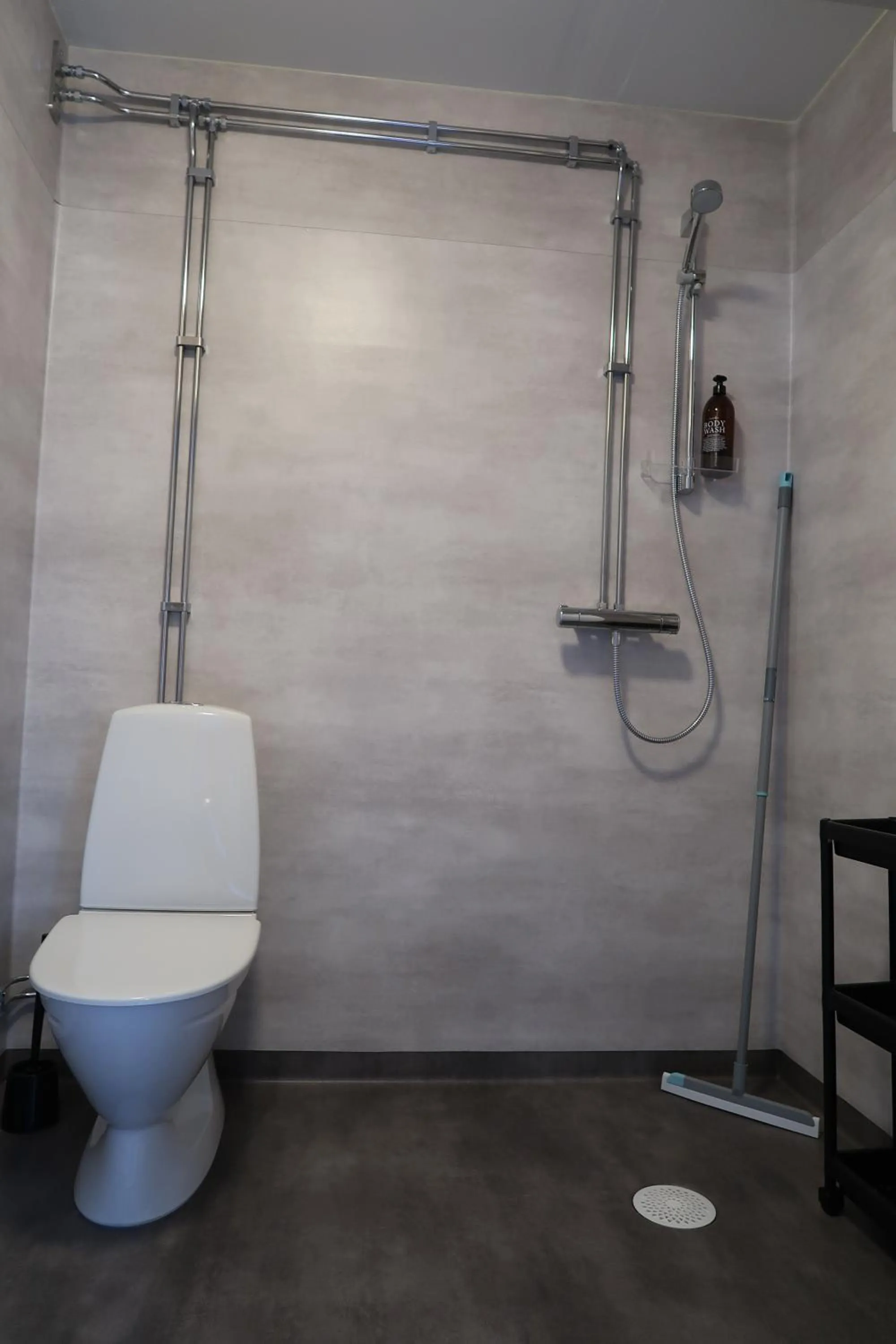 Shower in Hammarstrand B&B och lägenhet