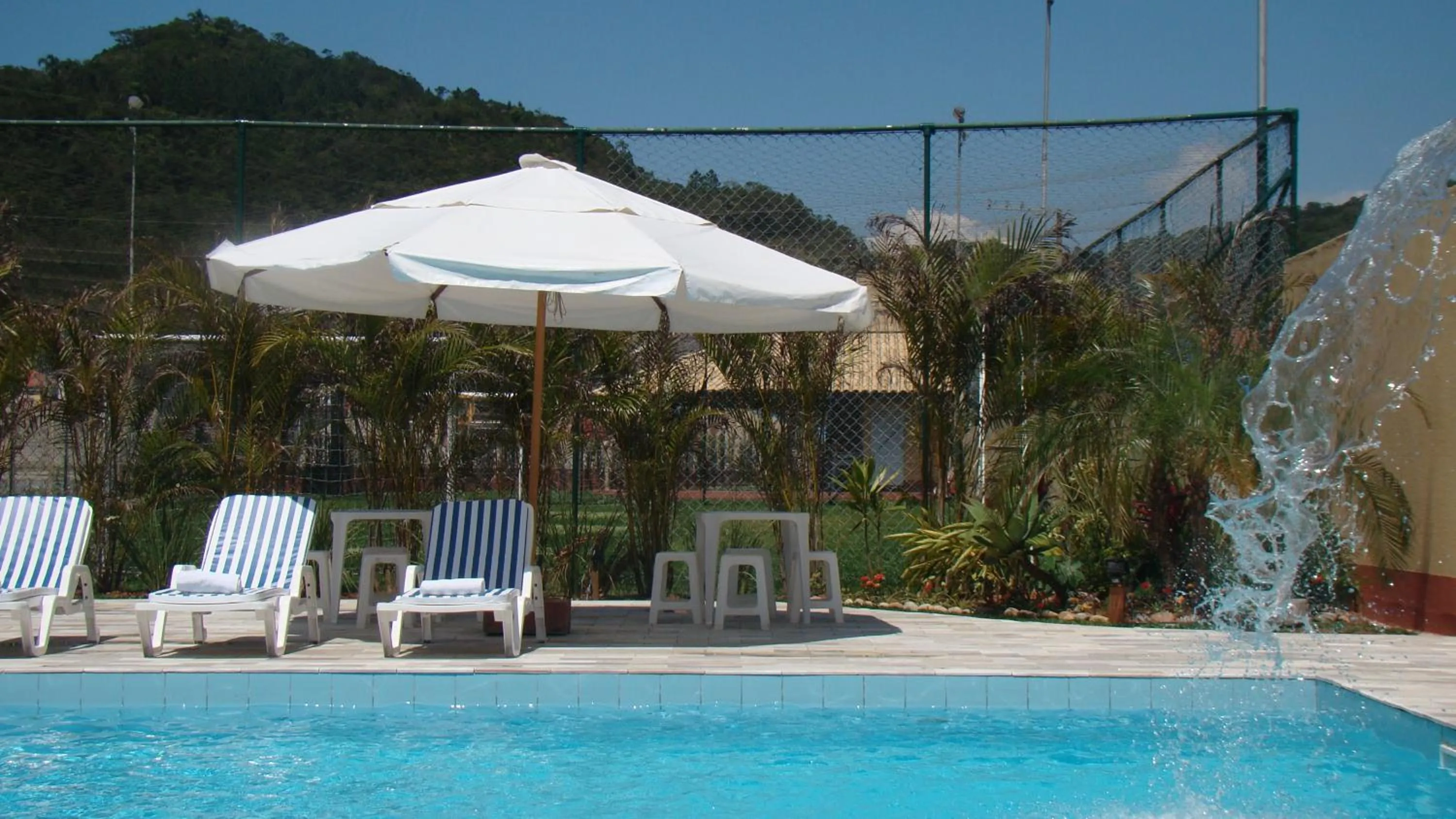 Swimming pool in Pousada Vale Del Sol
