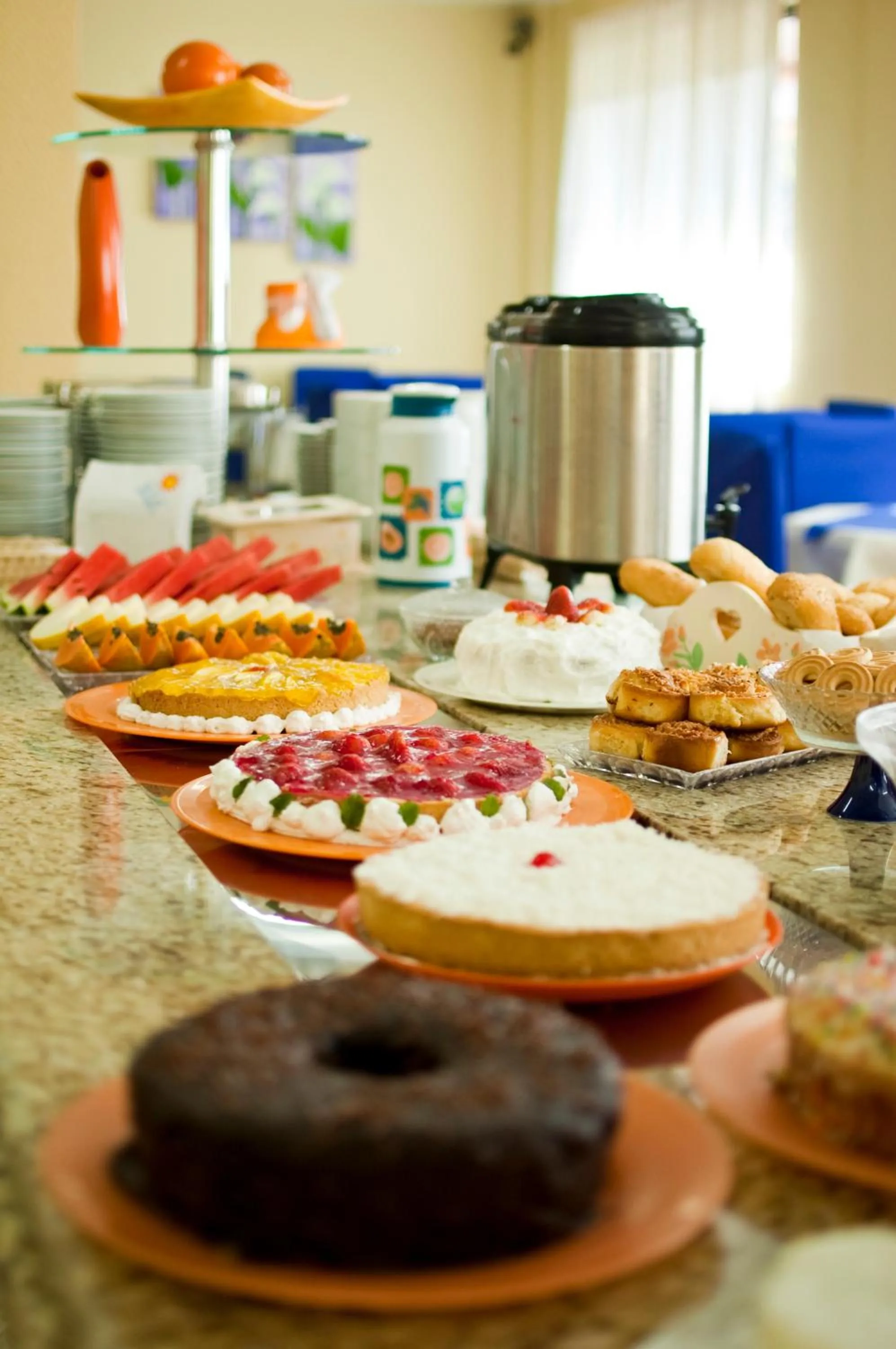 Buffet breakfast in Pousada Vale Del Sol