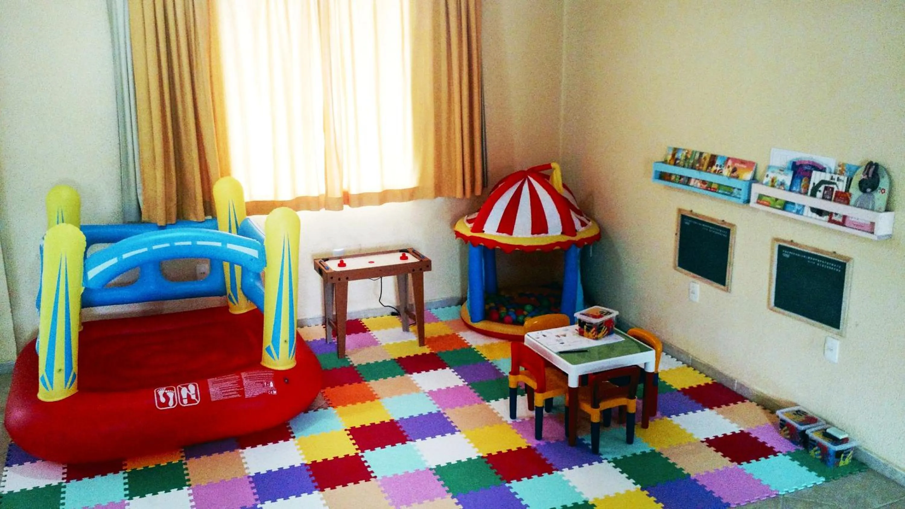 Children play ground in Pousada Vale Del Sol