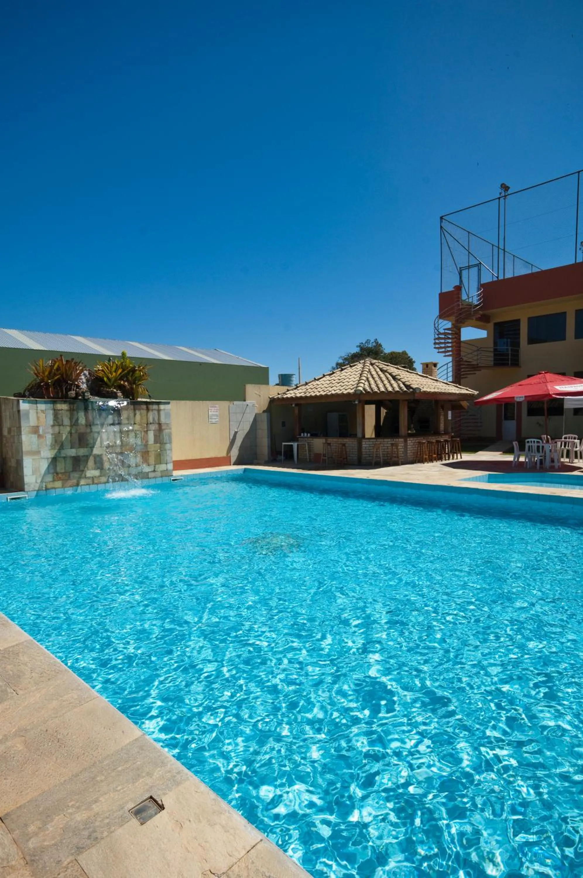 Swimming pool in Pousada Vale Del Sol
