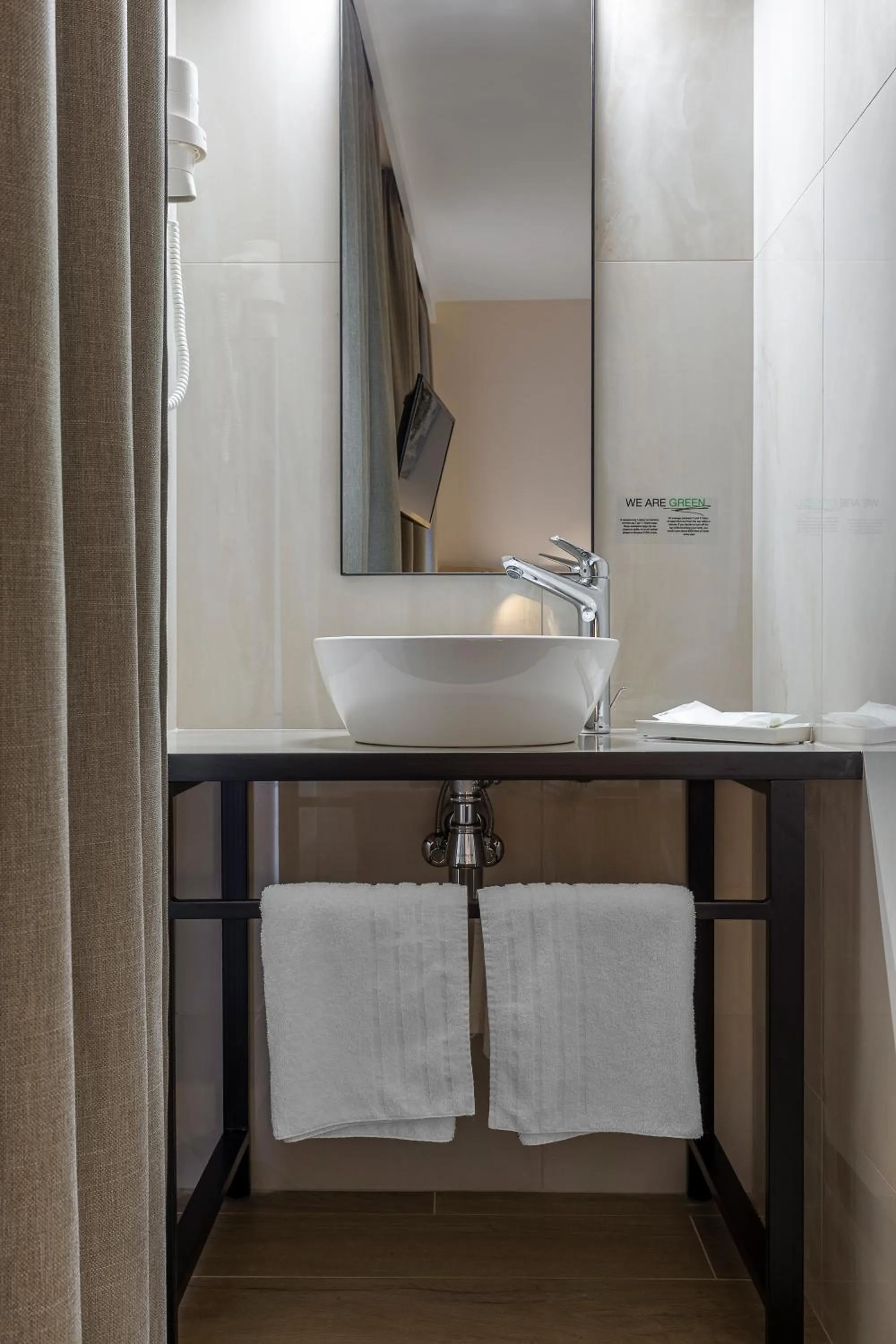 Bathroom in KONTRAKT Boutique Hotel