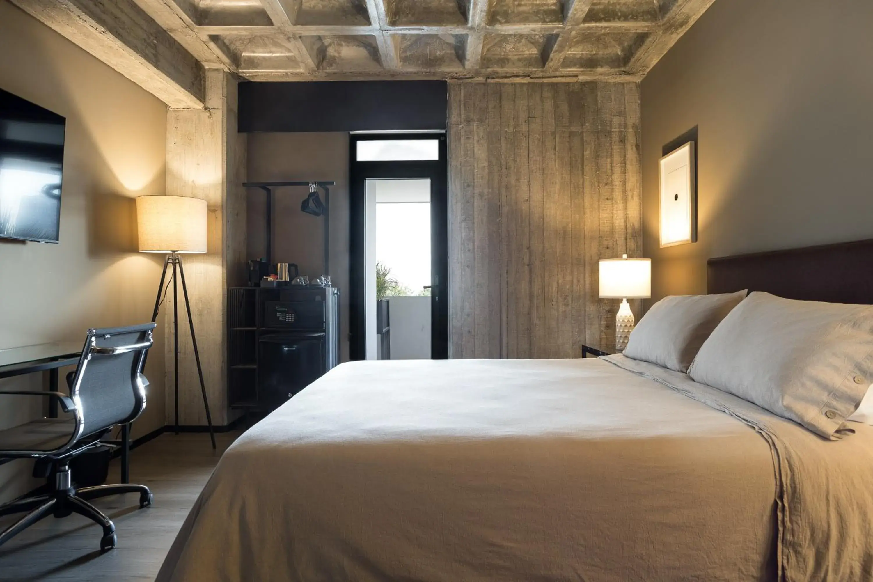 Double Room with Balcony in Bellwort Hotel Double Room with Balcony in Bellwort Hotel