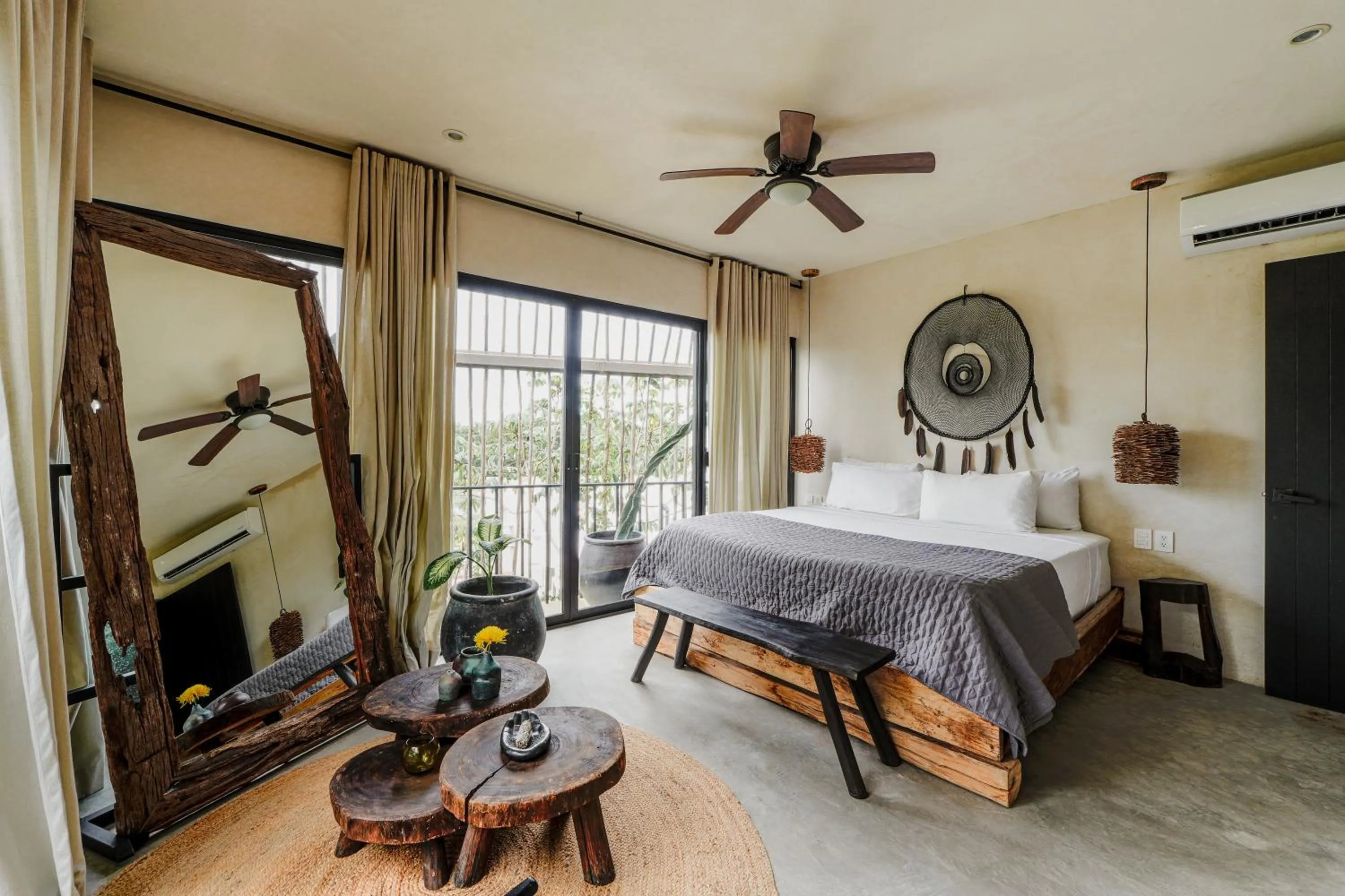 Bed in Vida Jungle Boho Apart 14 with special fee to access Hotel Bardo