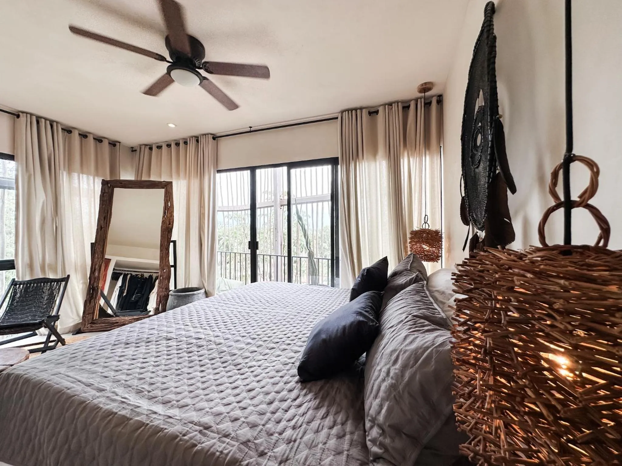 Bed in Vida Jungle Boho Apart 14 with special fee to access Hotel Bardo