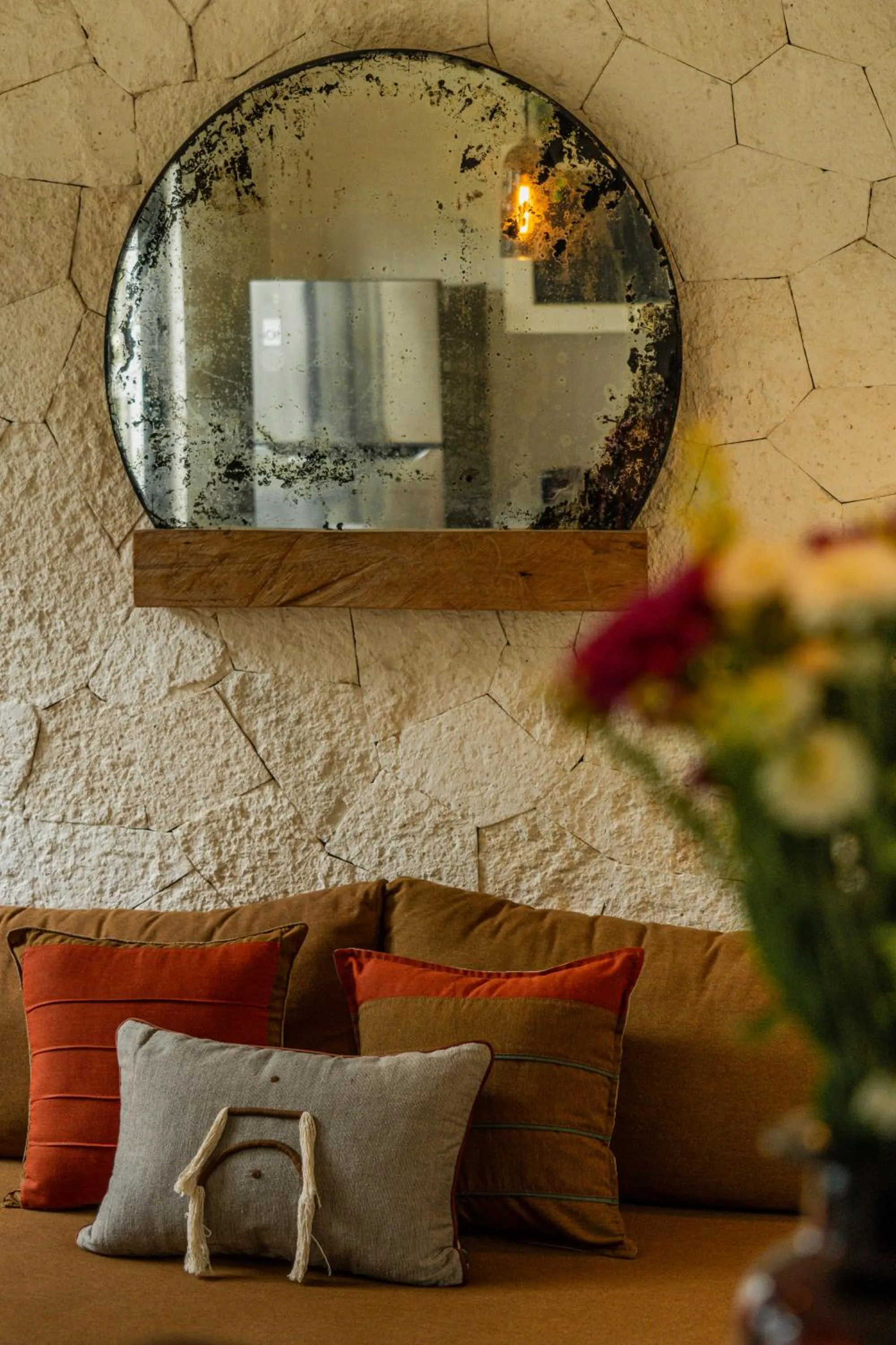 Living room in Vida Jungle Boho Apart 14 with special fee to access Hotel Bardo