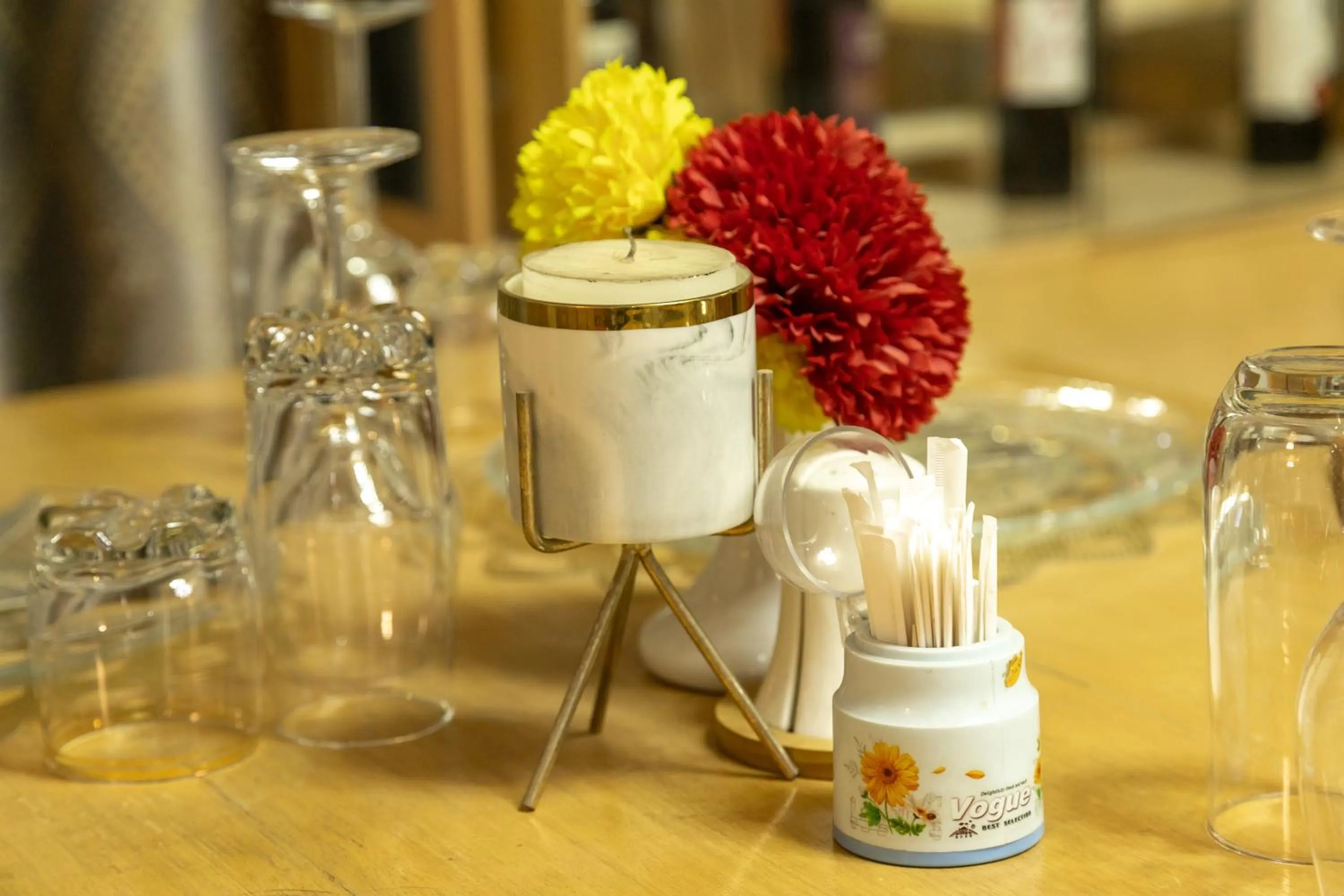 Hill View Hotel West Airport