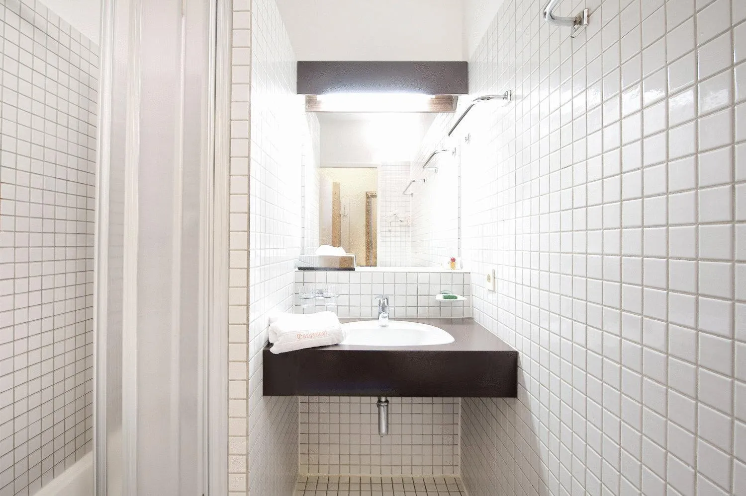 Bathroom, Bed in Hotel Eschenhof & Apartments