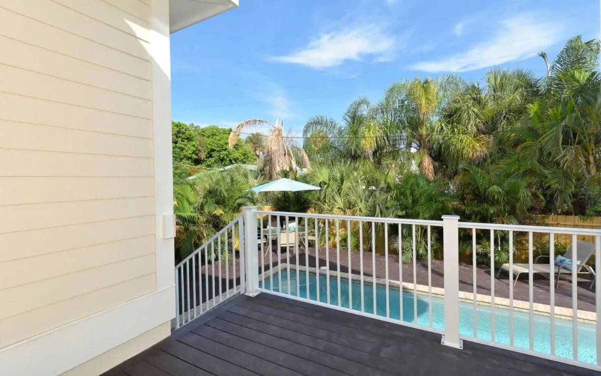 Seahorse Beach House by Beach Retreats