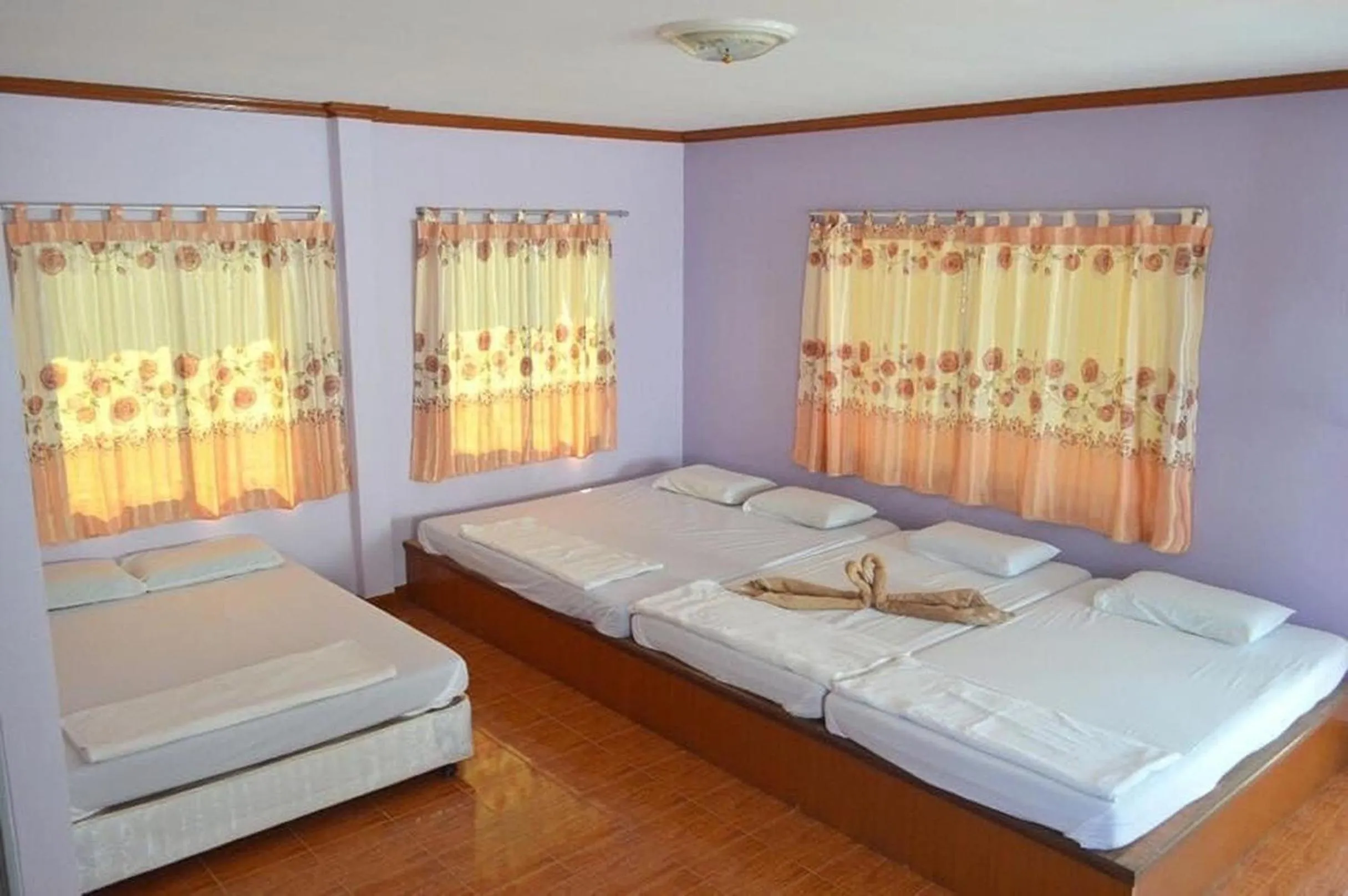 Photo of the whole room, Bed in Pama Resort