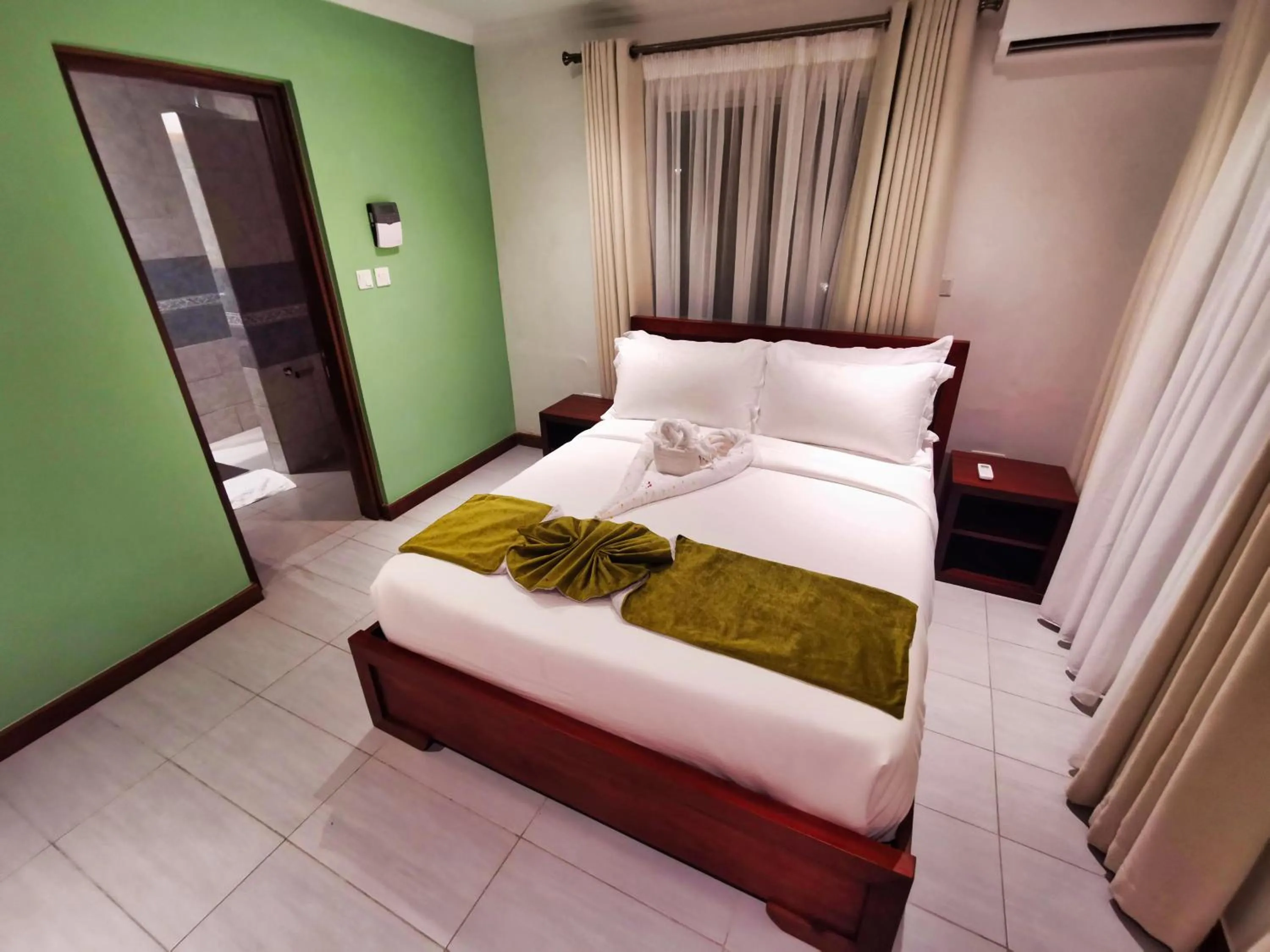 Bed in Searenity Beach Villa