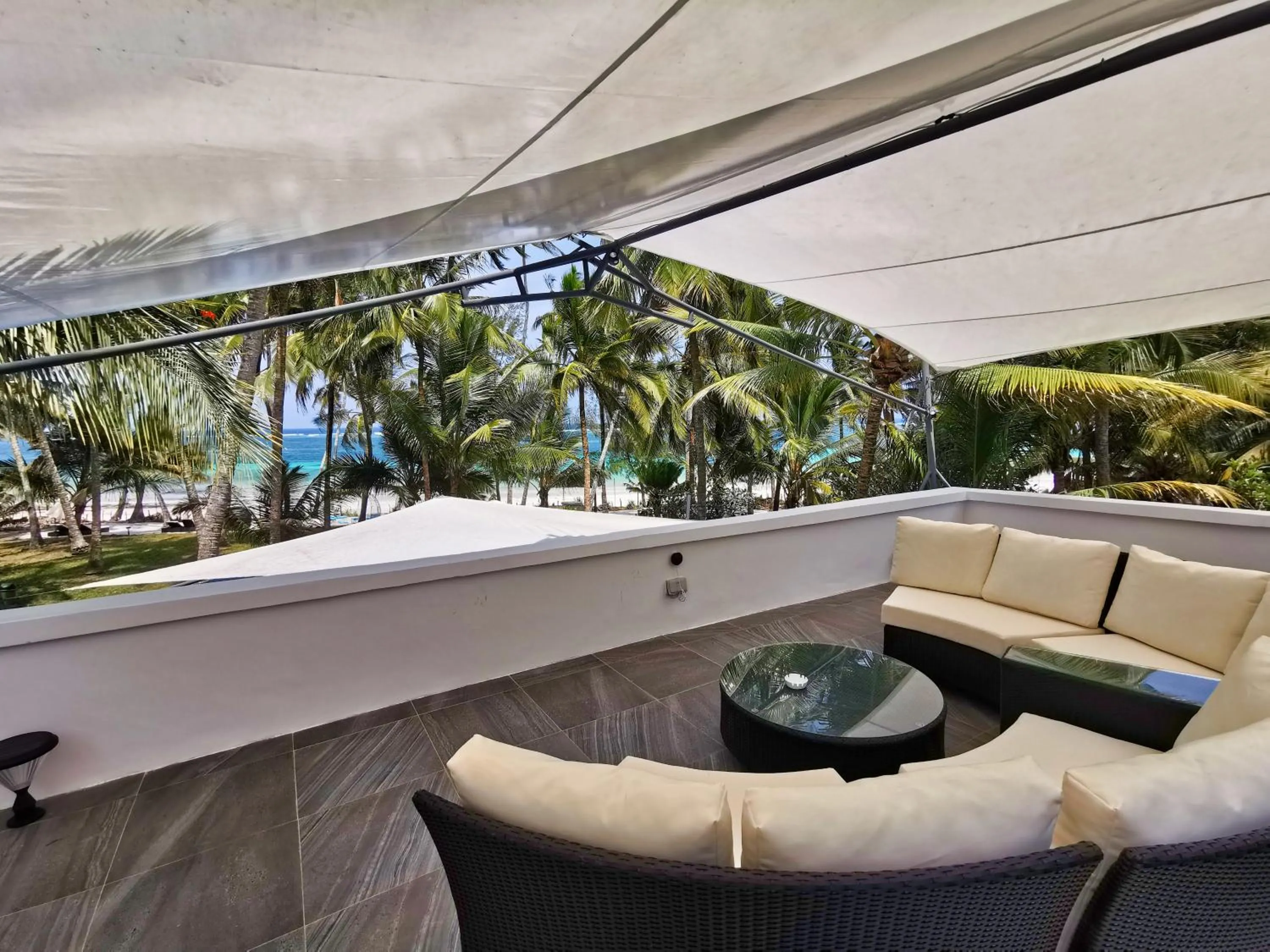 Balcony/Terrace in Searenity Beach Villa
