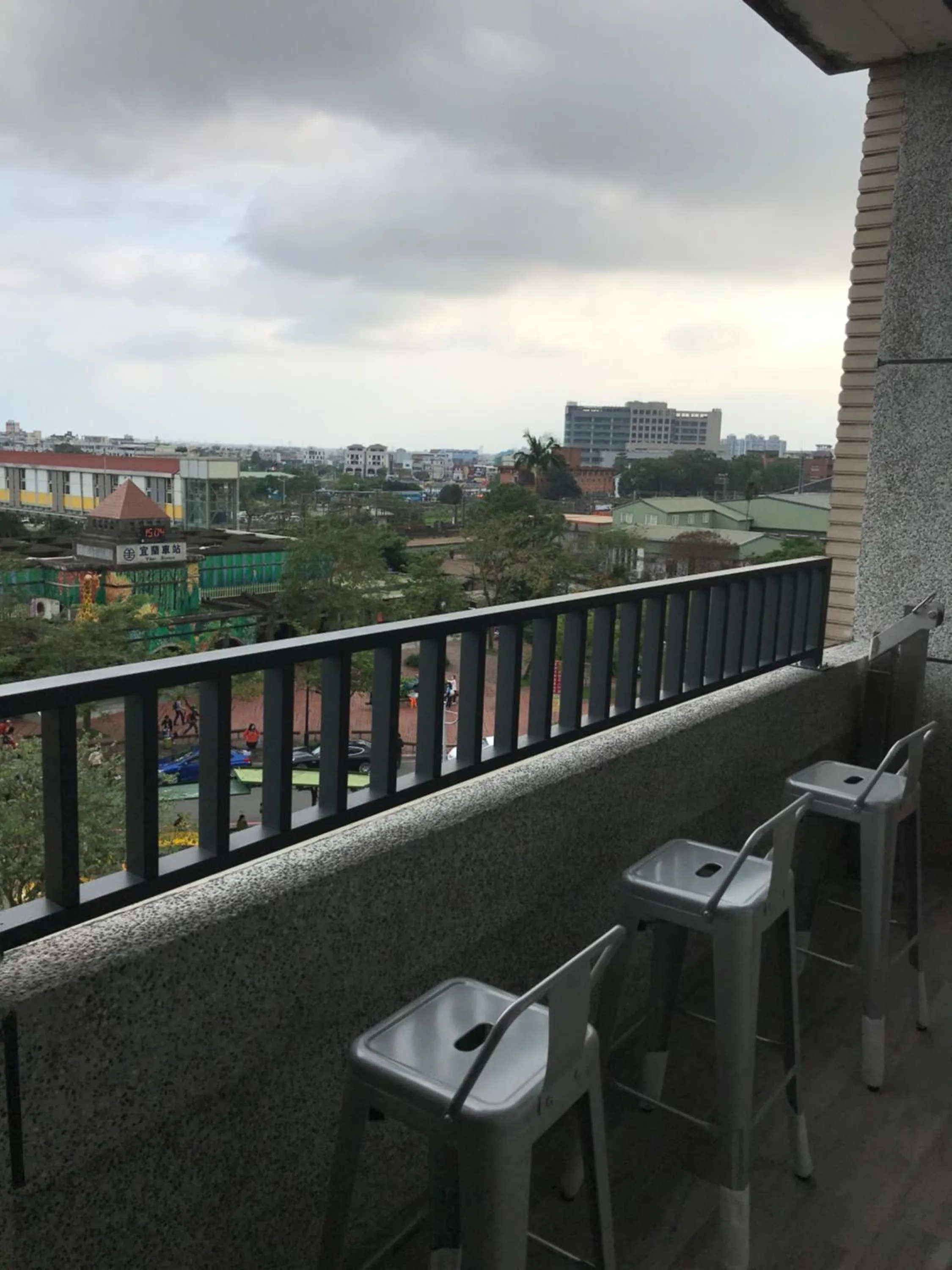 Balcony/Terrace in One Night Hostel