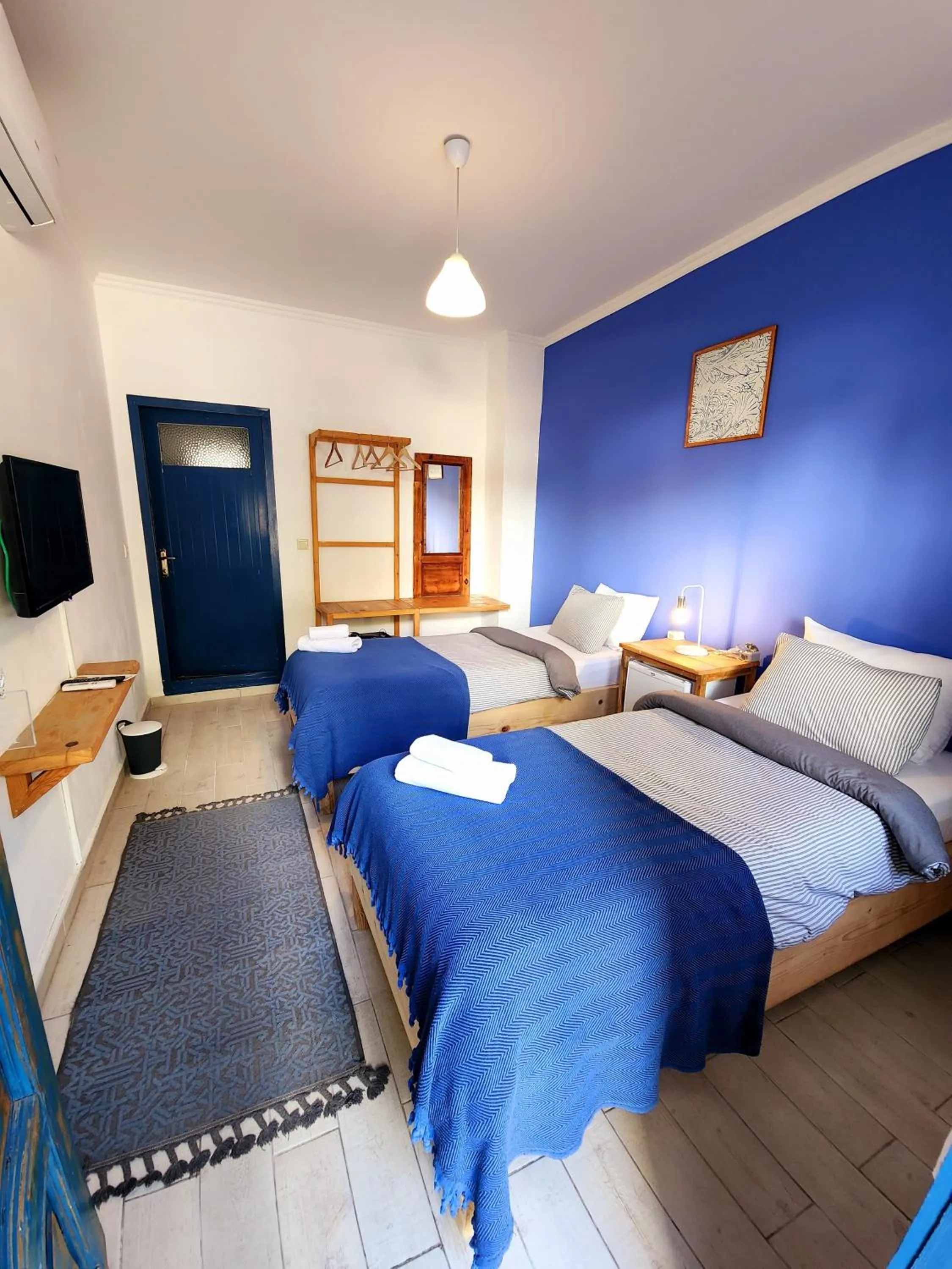 Photo of the whole room, Bed in merih butik hotel