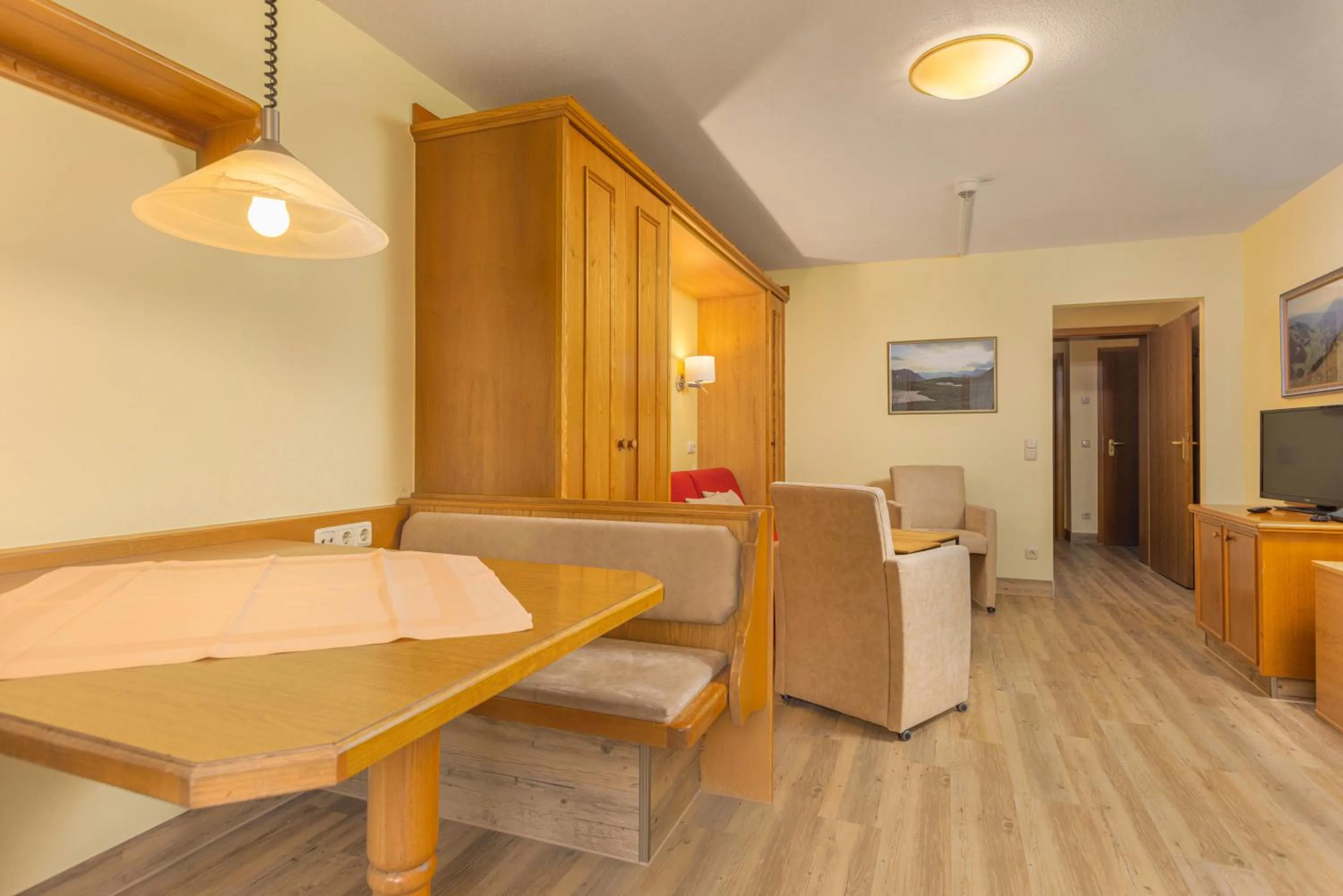 TV and multimedia in IFA Breitach Apartments Kleinwalsertal