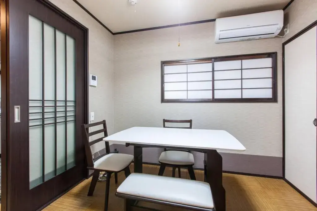 Two-Bedroom Apartment in Fushimi Inari House Two-Bedroom Apartment in Fushimi Inari House