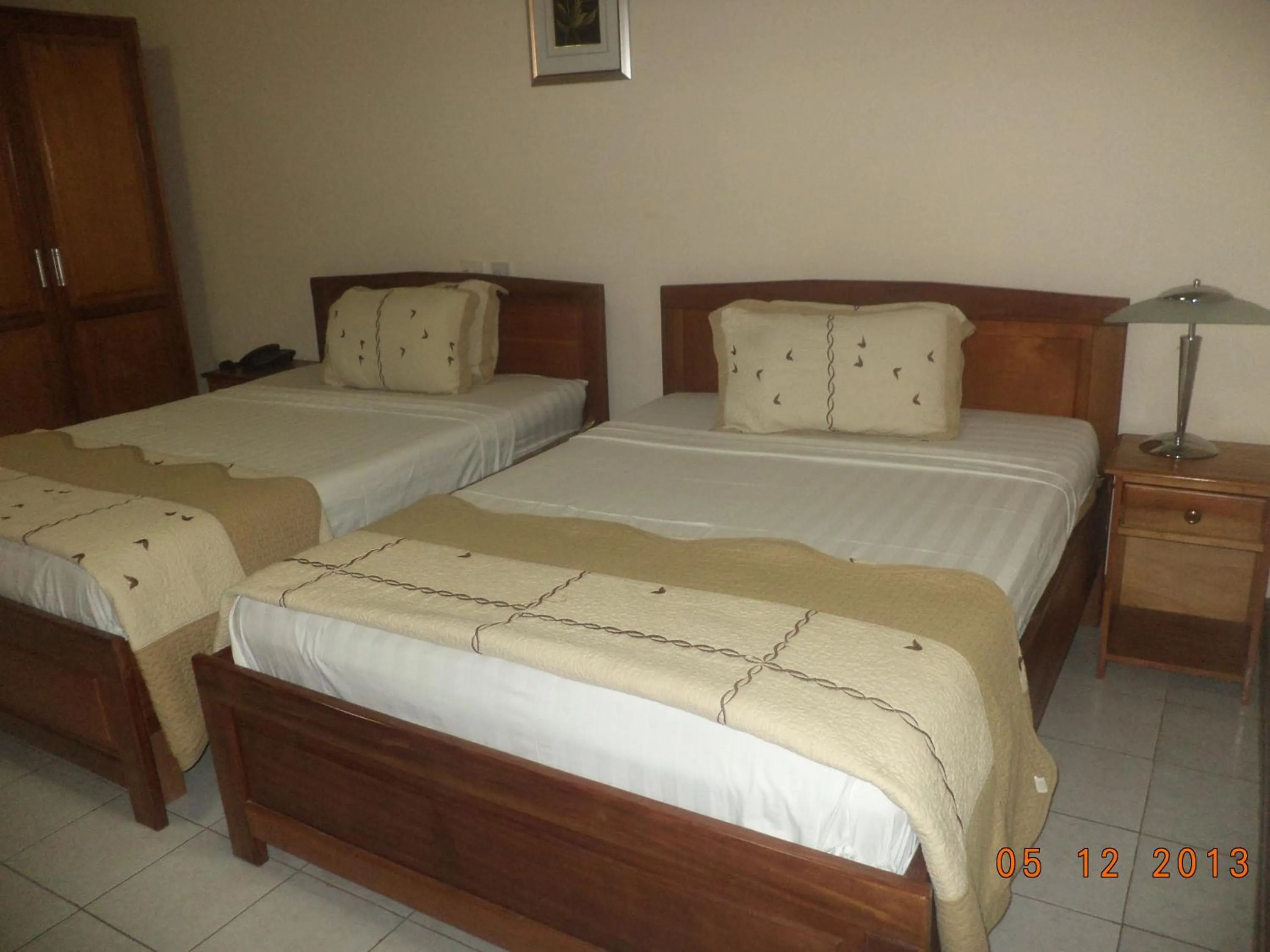 Photo of the whole room in Royal Cockpit Hotels