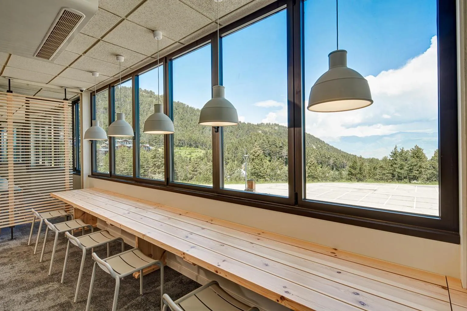 Spring in Abrigall Hostel Masella