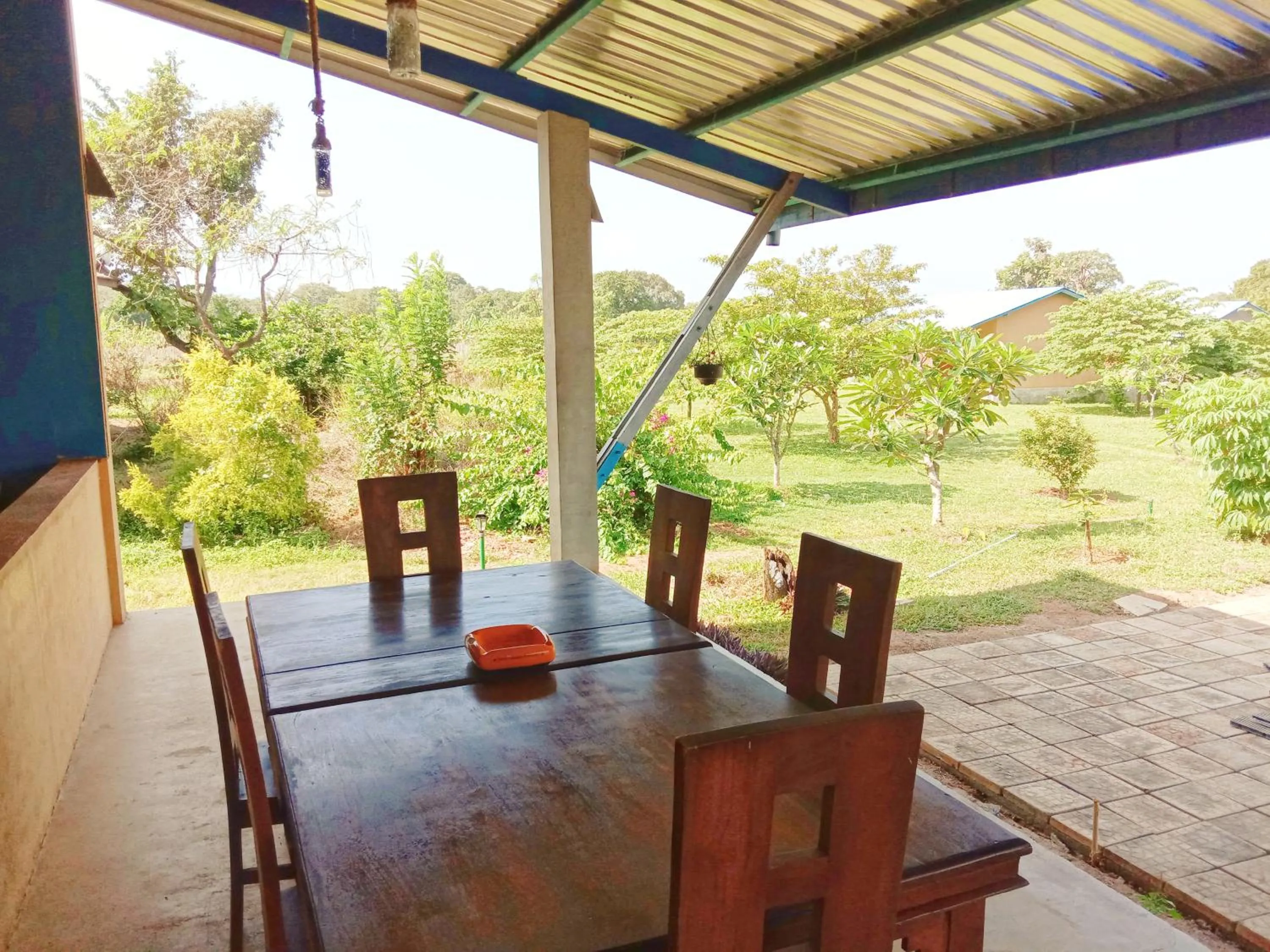 Restaurant/places to eat in Birdwing Sigiriya