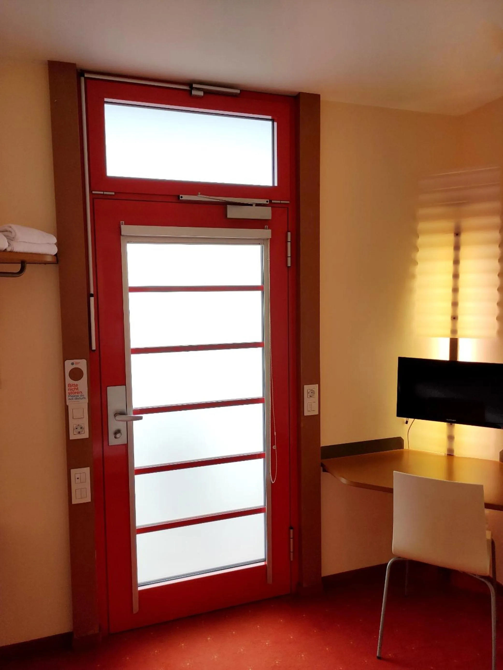 Photo of the whole room in Orange Wings Wiener Neustadt