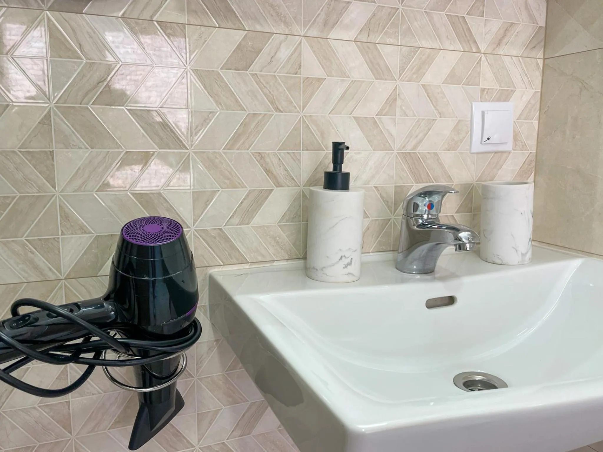 Bathroom in 1912 Bed & Breakfast