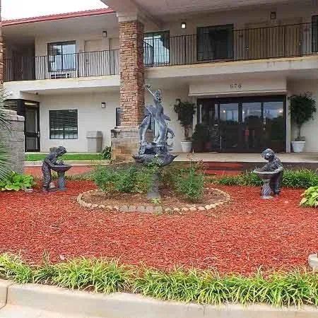 Facade/entrance in Americas Best Value Inn & Suites-Griffin