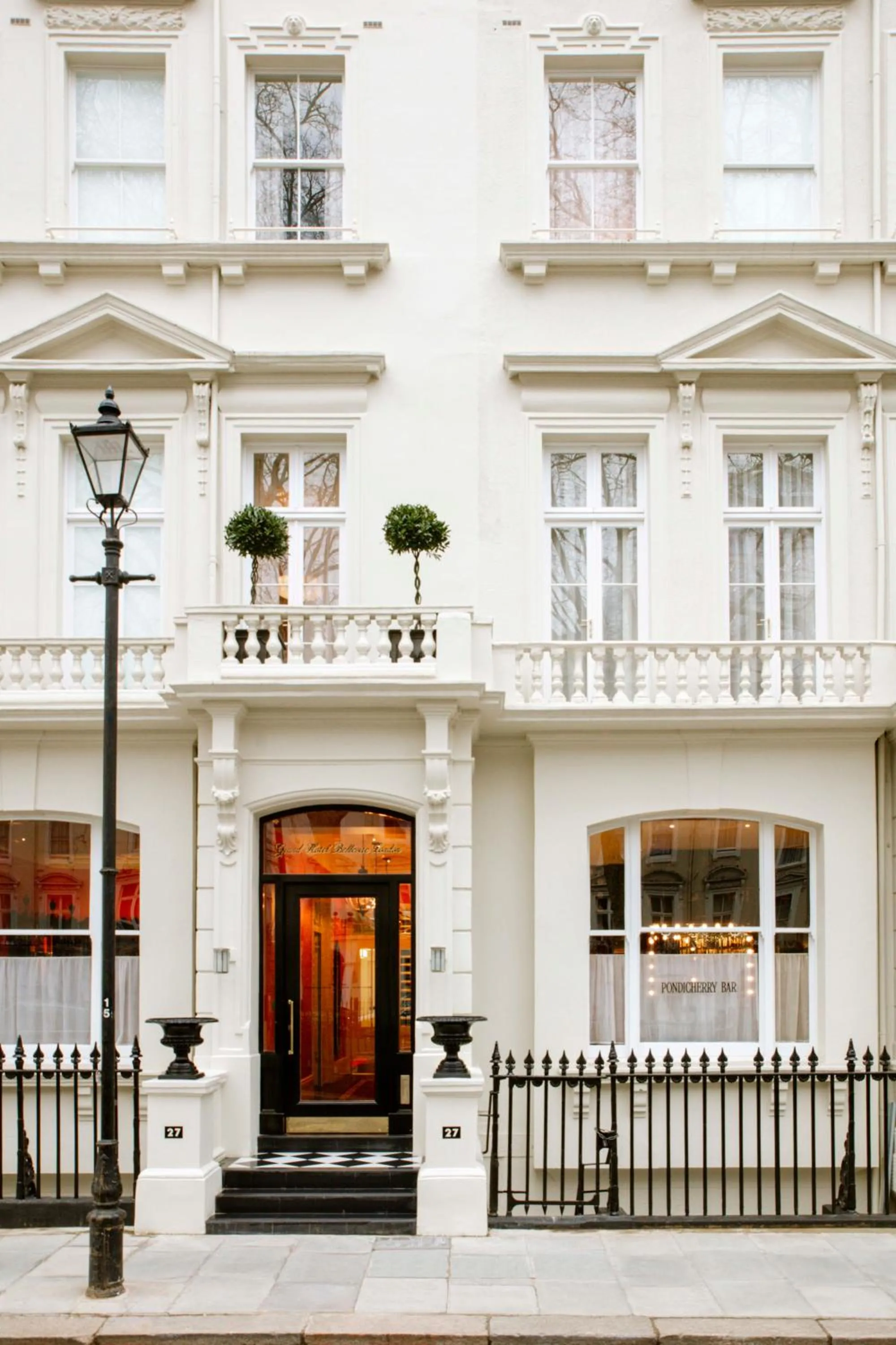 Property building in Grand Hotel Bellevue London
