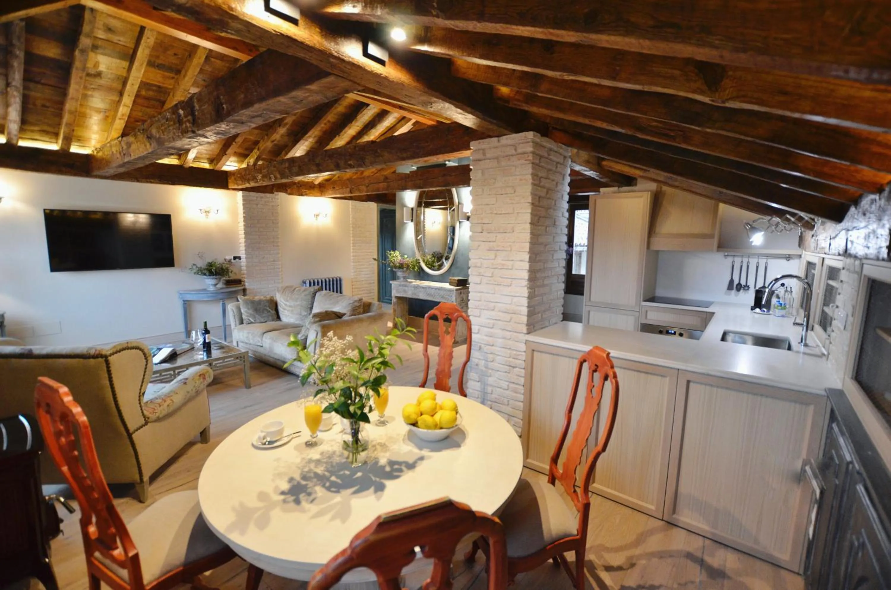 TV and multimedia in La Corrala del Realejo