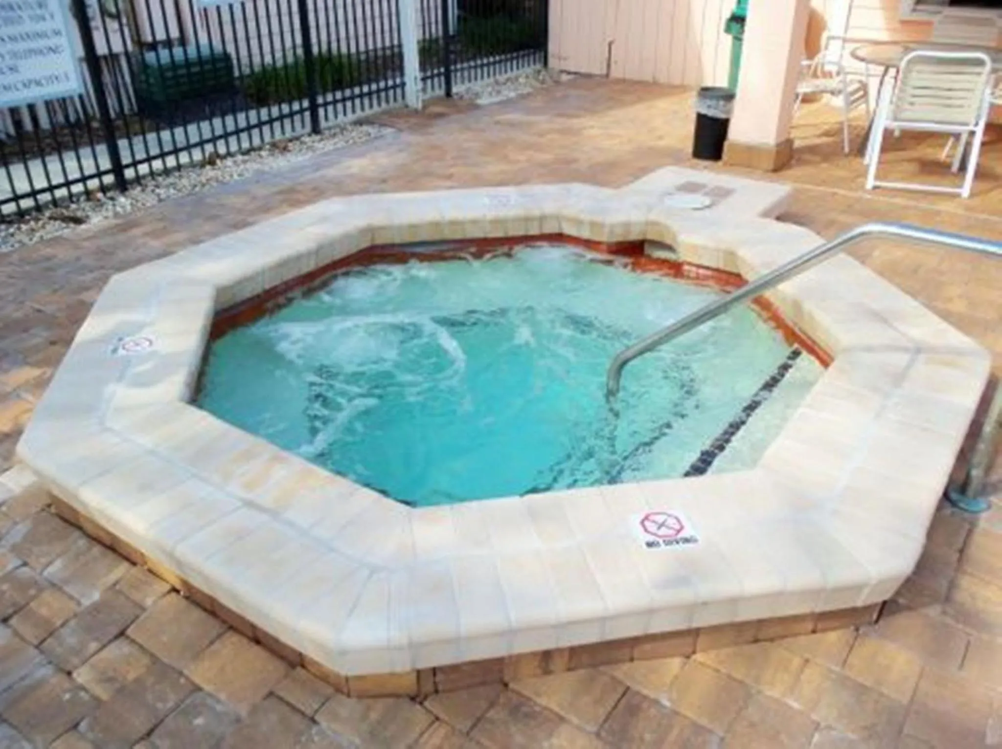 Swimming pool in Mickey's Paradise